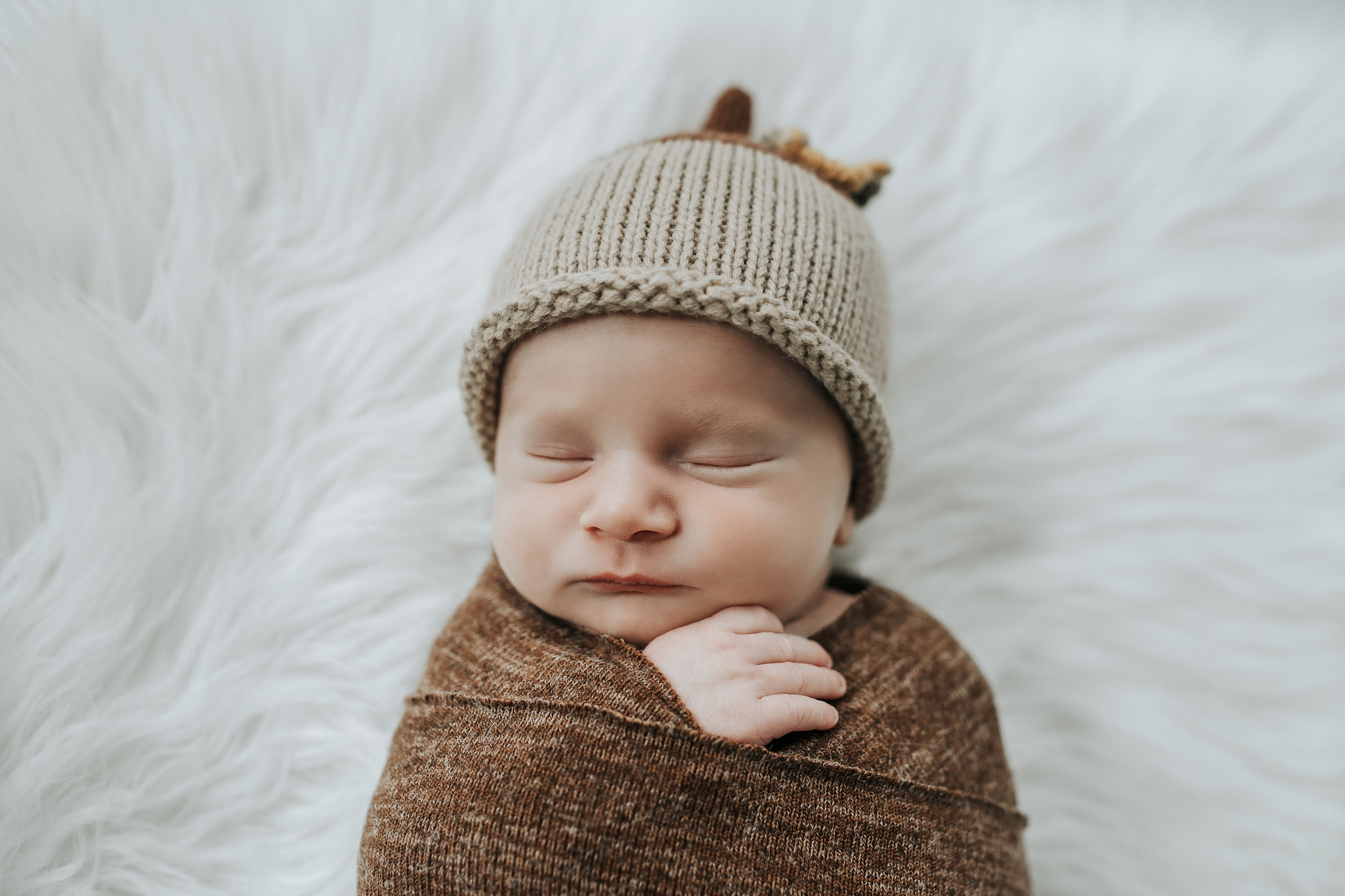 Newborn. Family and kids photographer Anastasiya Hanush in Massachusetts