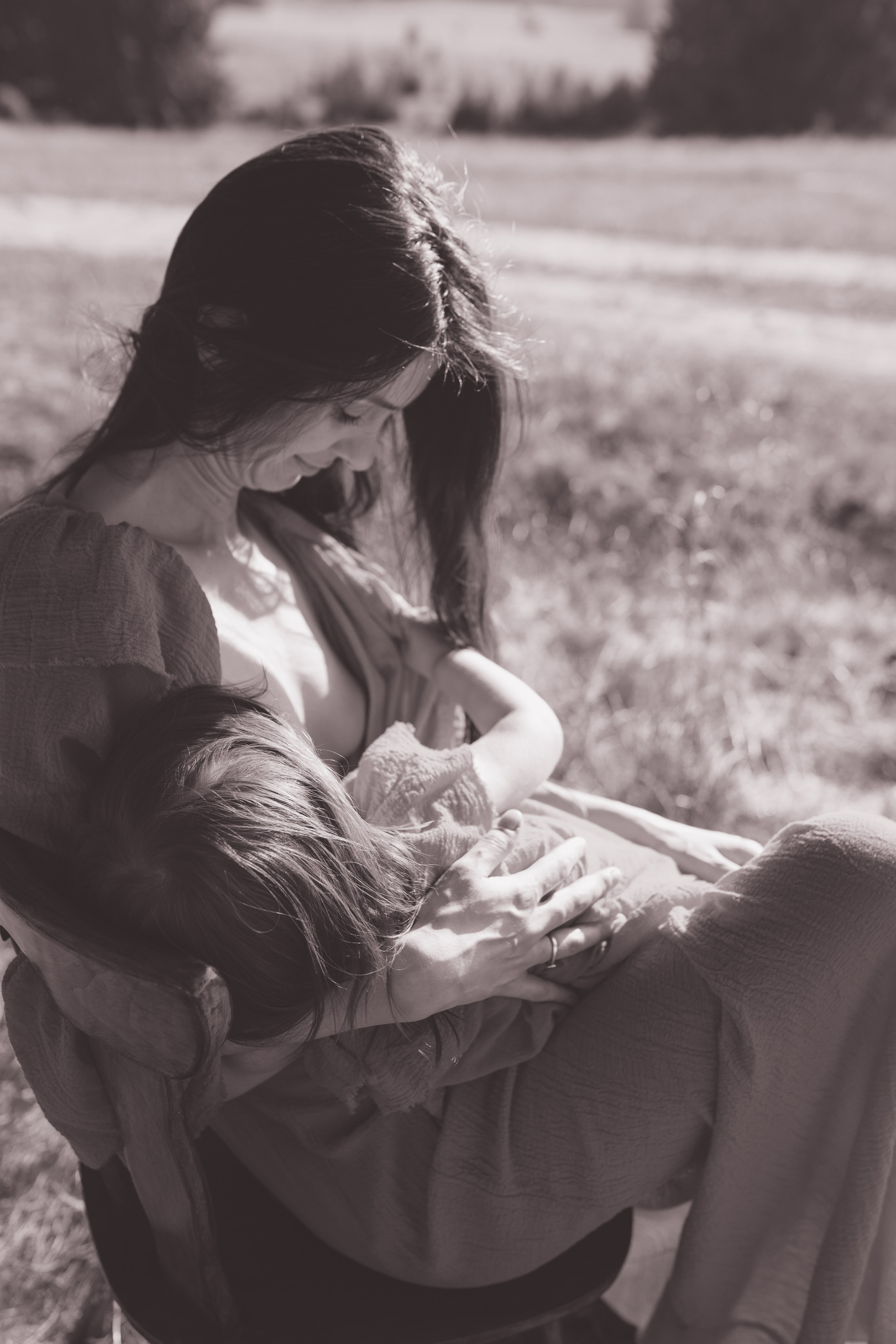 Mother Earth: Proiect de Fotografie Maternitate | Mădălina Beda. Madalina Beda- Artist vizual, fotograf, doula la nastere, consultant babywearing Brasov si in toata tara