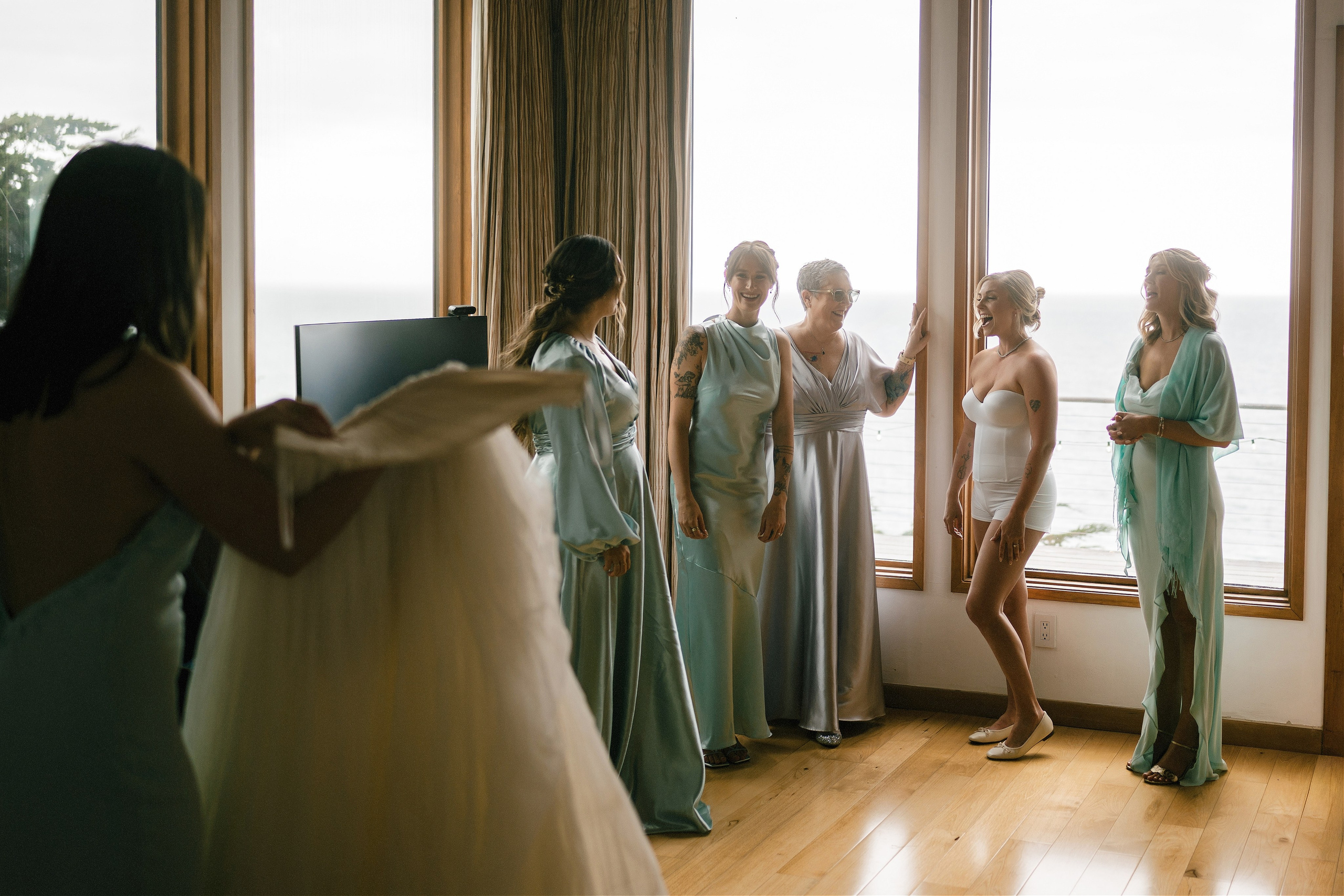 Wedding photographer Big Sur. Wedding Photography & Videography Team in California, Los Angeles, San Francisco, San Diego and Travel