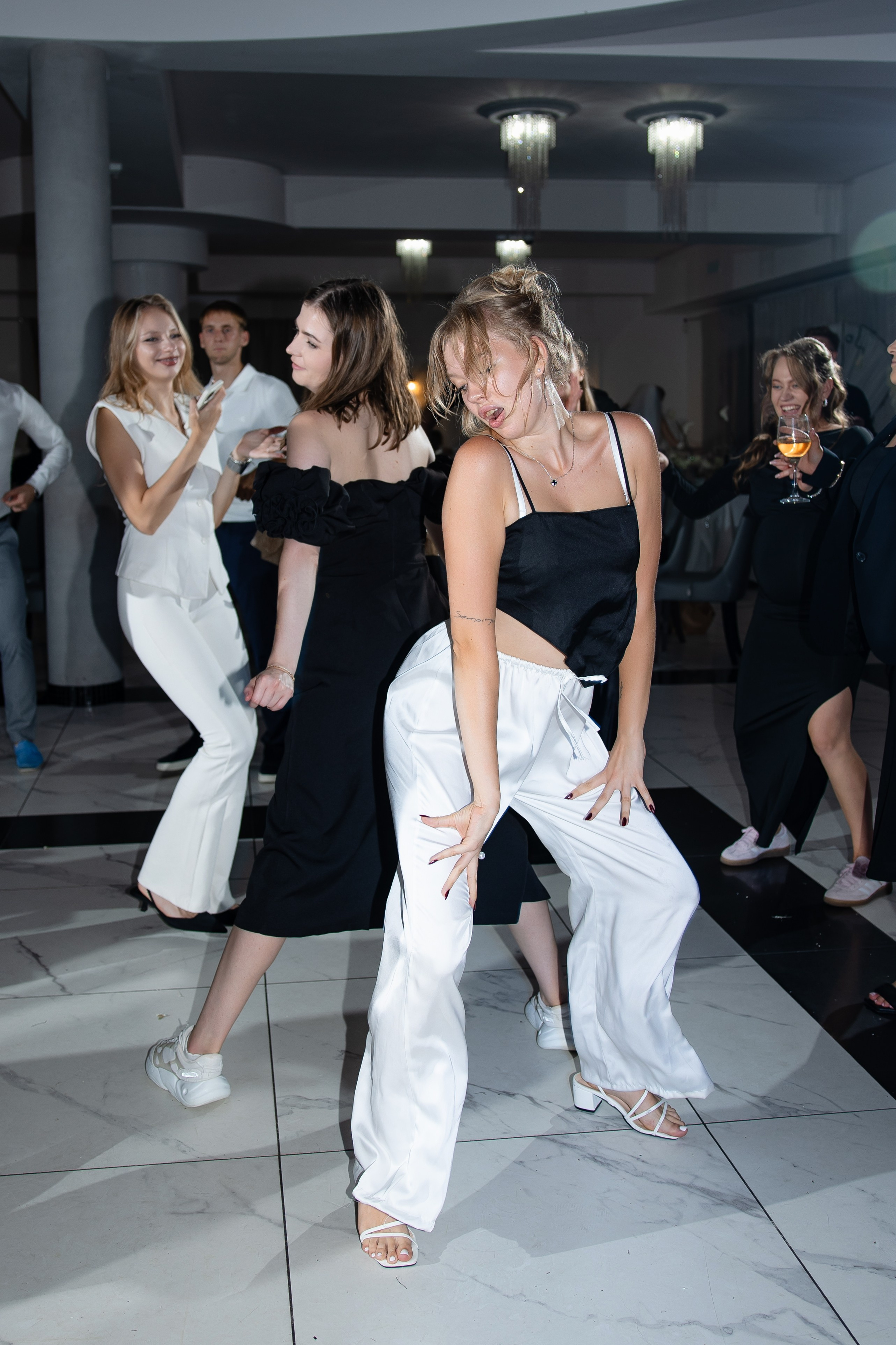 Артур + Анастасія. Весільний, сімейний фотограф Варшава