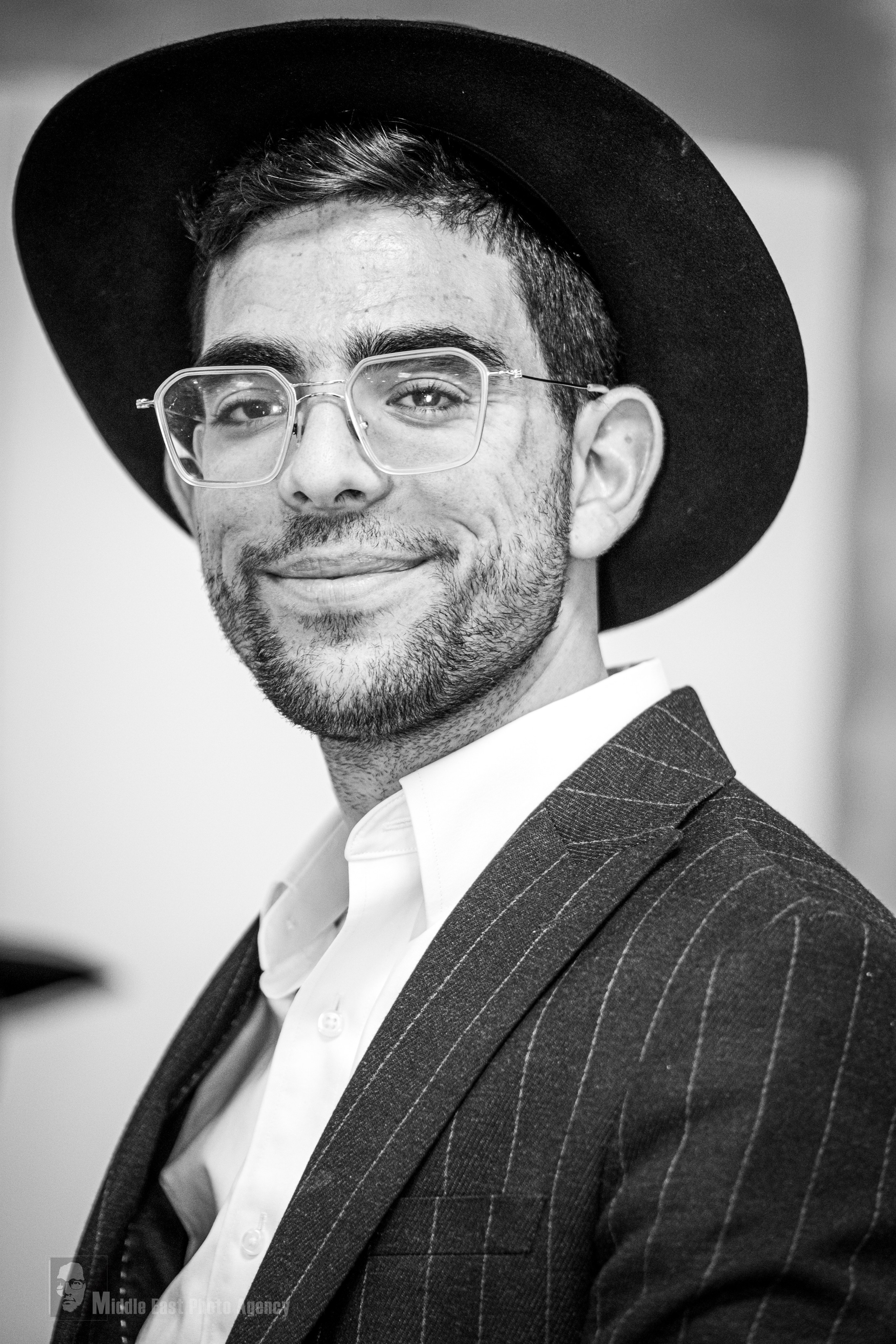 PORTRAIT. Middle East Photo Agency — Photography & Event Magnets — סוכנות צילום והדפסת מגנטים לאירועים