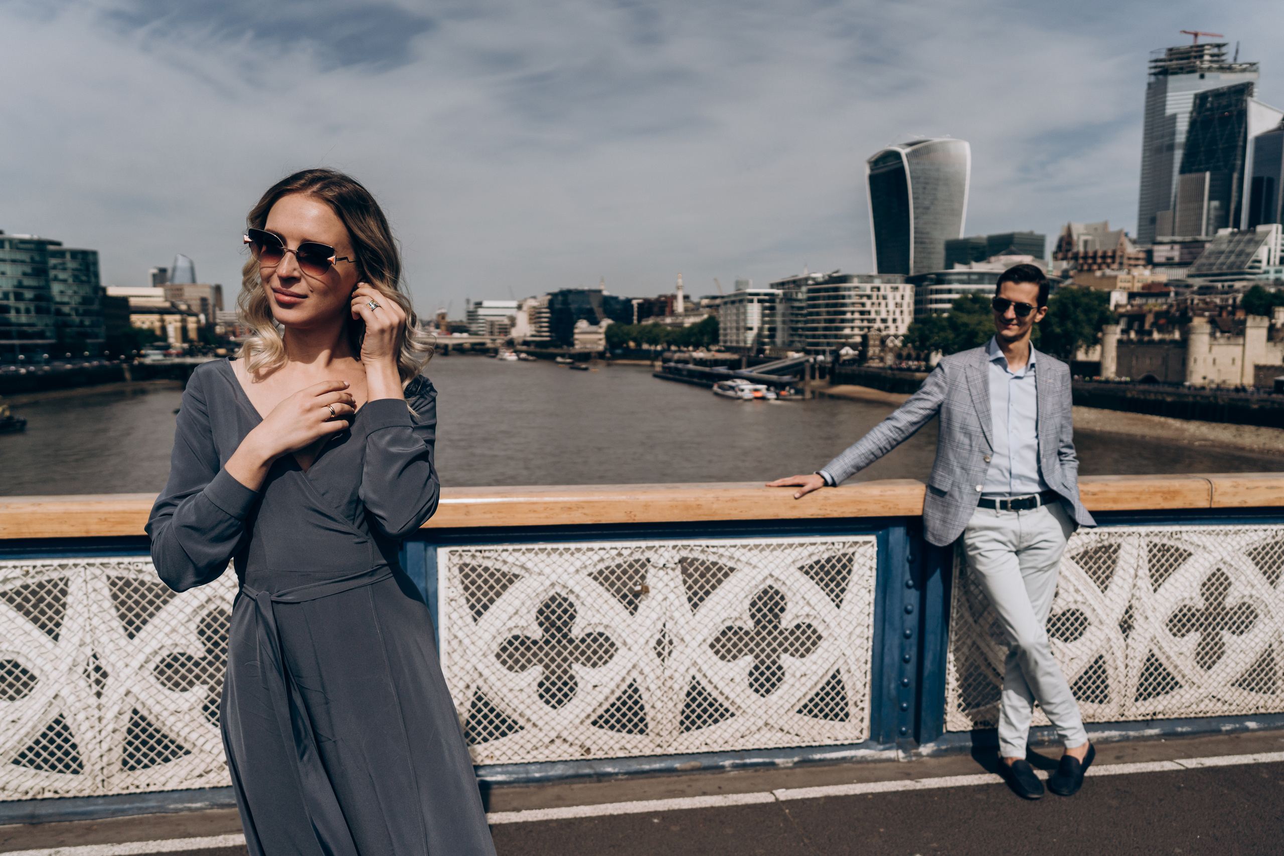 Casual Engagement session by Tower Bridge. London Wedding Photographer|Natasha Ferreira