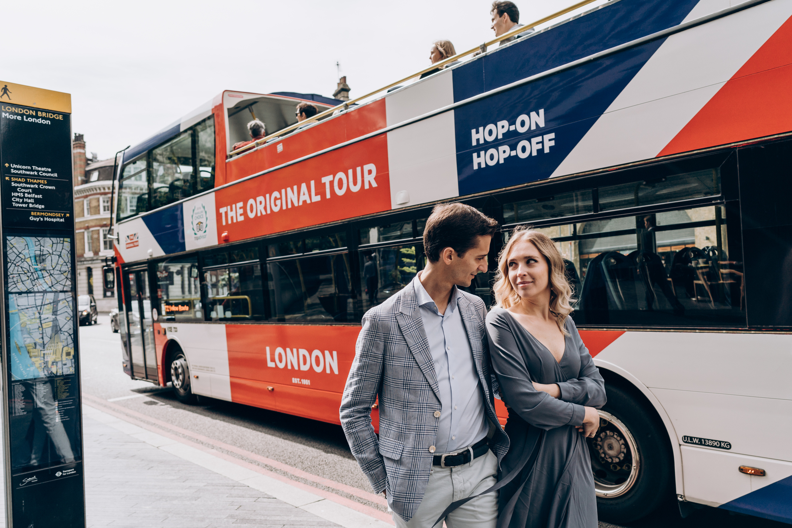 Casual Engagement session by Tower Bridge. London Wedding Photographer|Natasha Ferreira