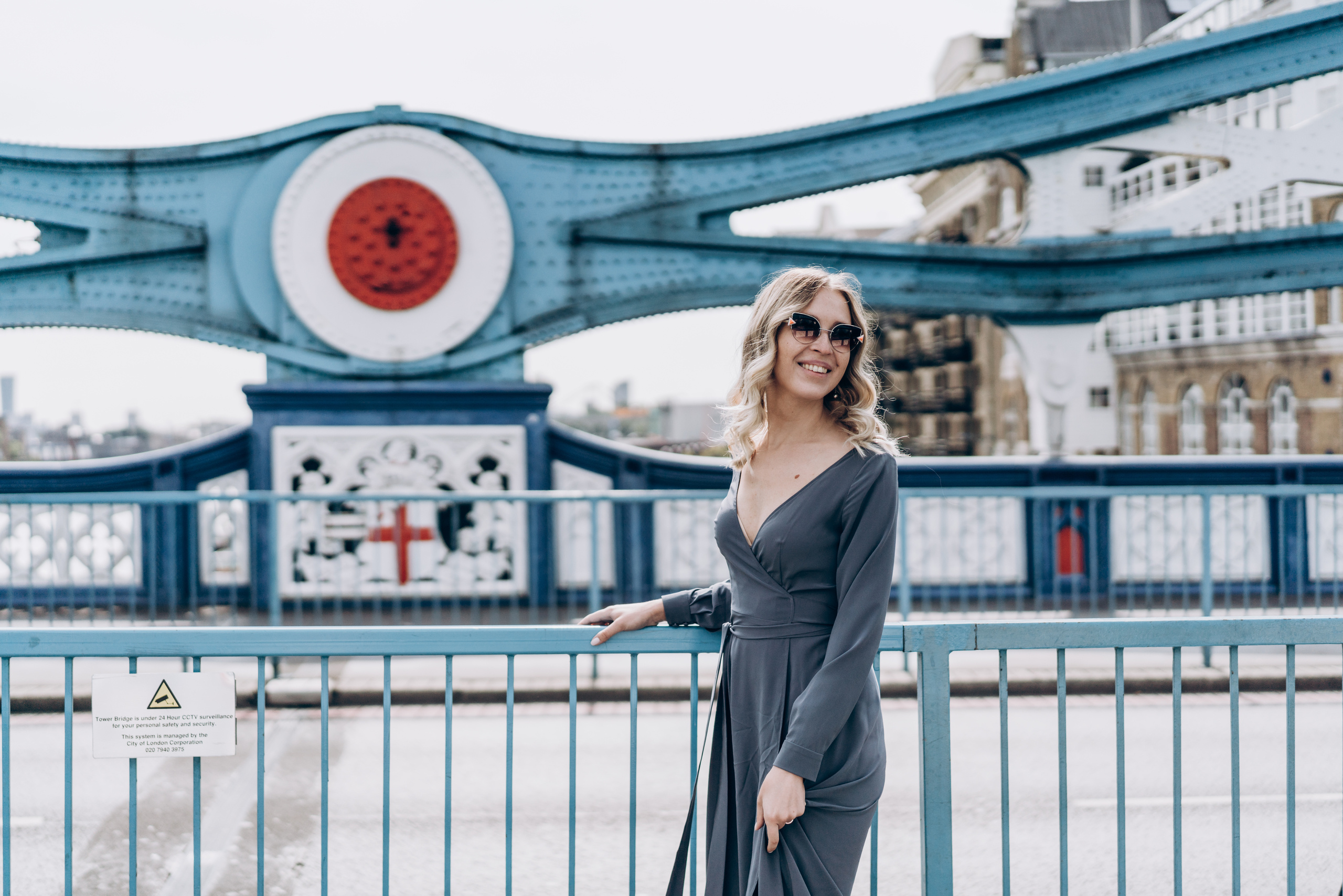 Casual Engagement session by Tower Bridge. London Wedding Photographer|Natasha Ferreira