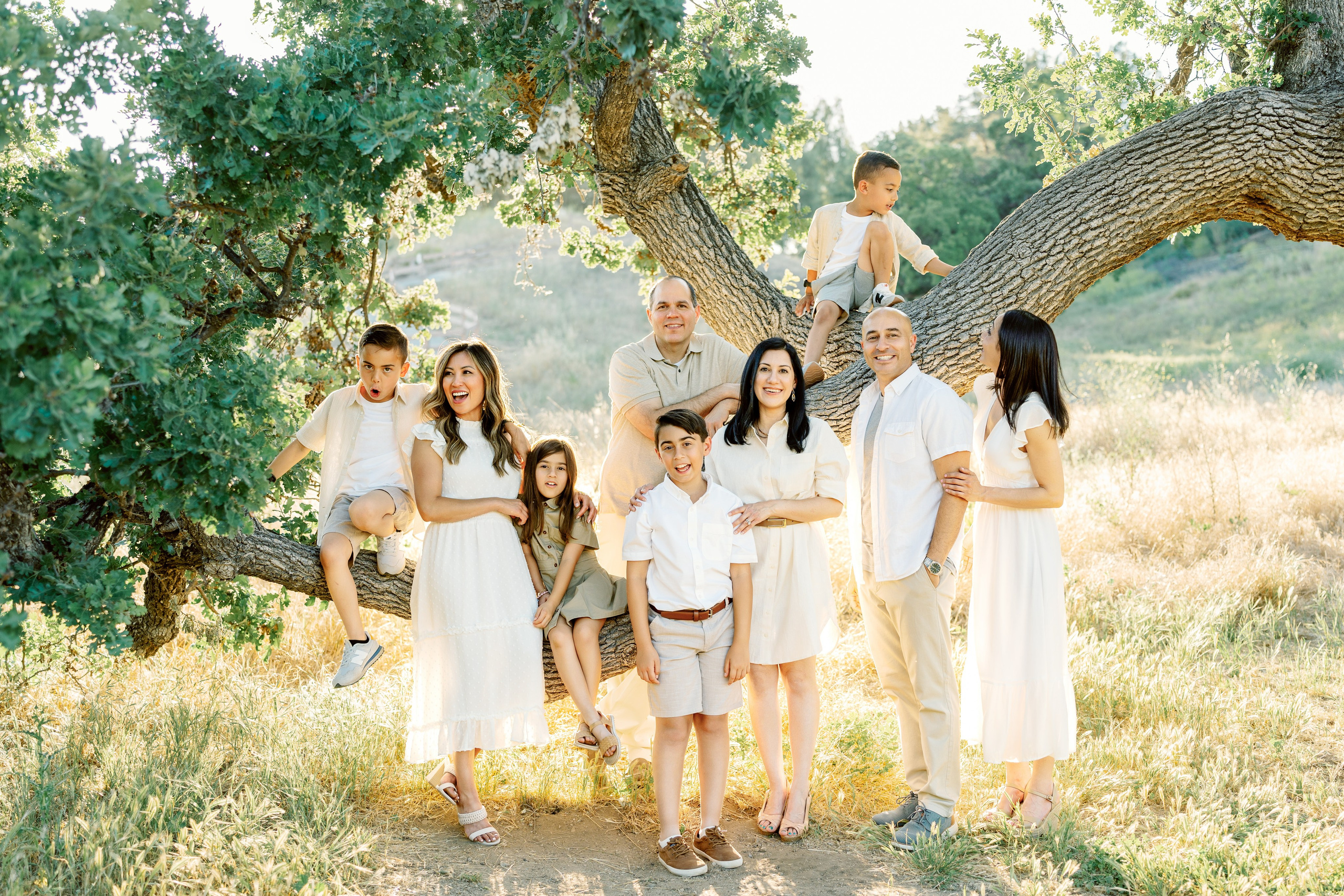 California, Los Angeles, Santa Clarita Family Photoshoot. Wedding Photography & Videography Team in California, Los Angeles, San Francisco, San Diego and Travel
