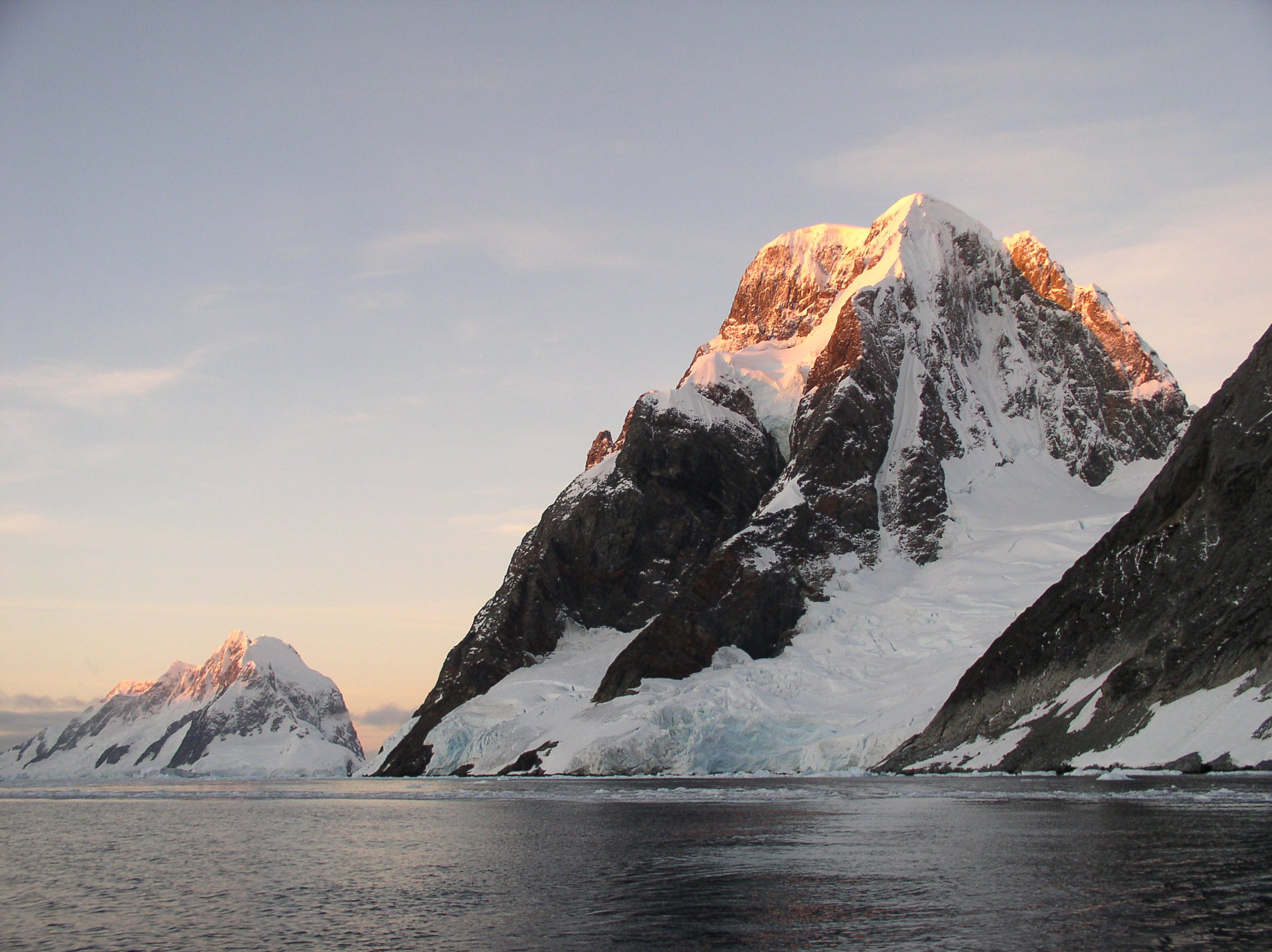 ANTARCTICA. Reportage concert portrait photography in the San Francisco Bay Area