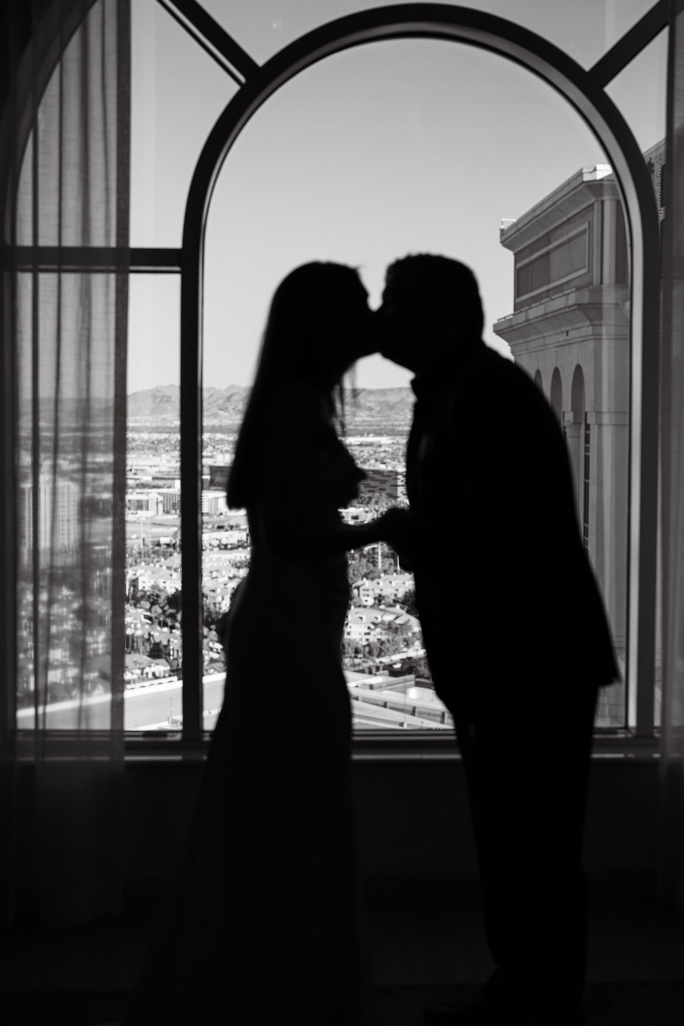 I&H. Wedding & elopement photographer Viktoriya Kravtsov. Las Vegas