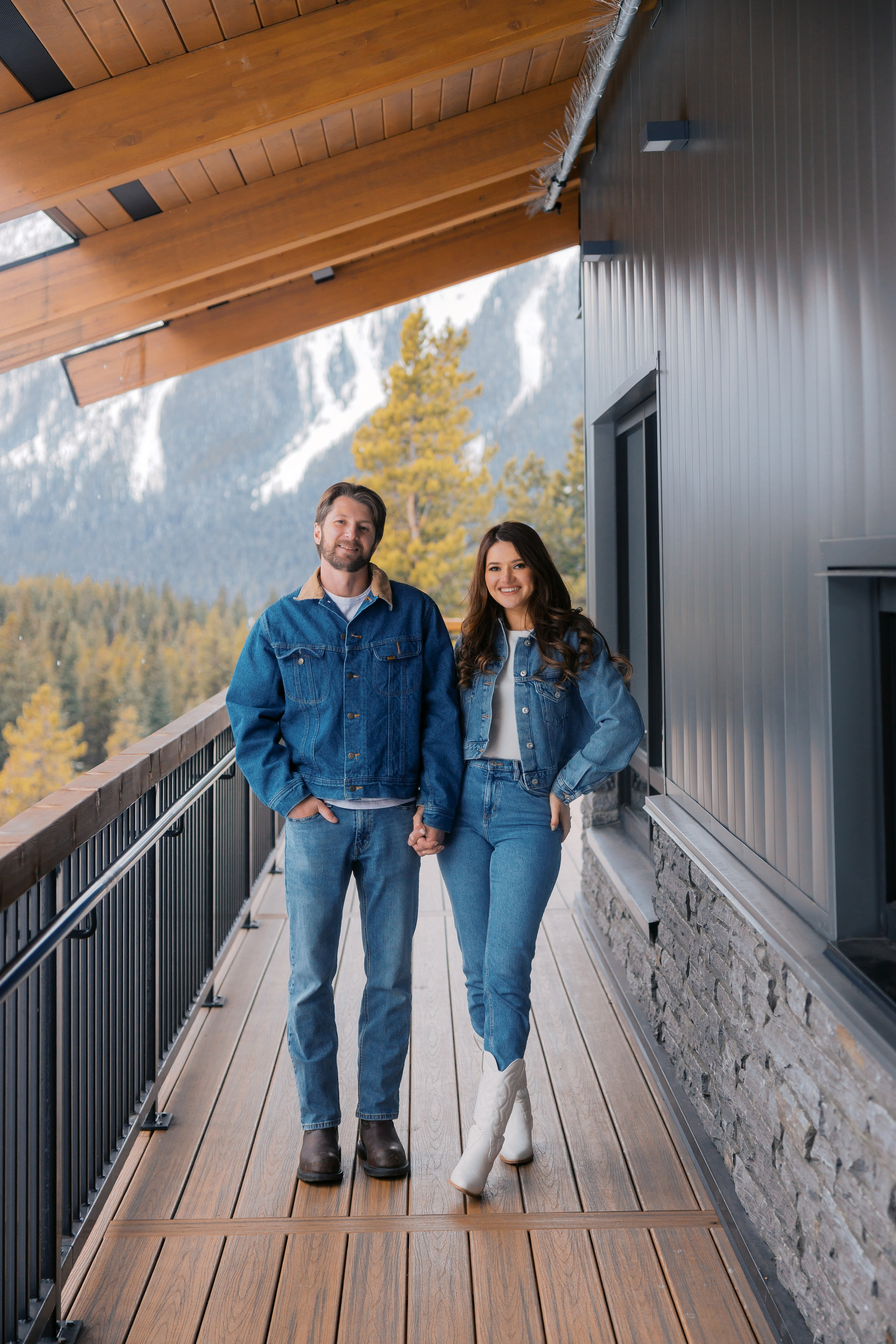 Ski engagement session. Home