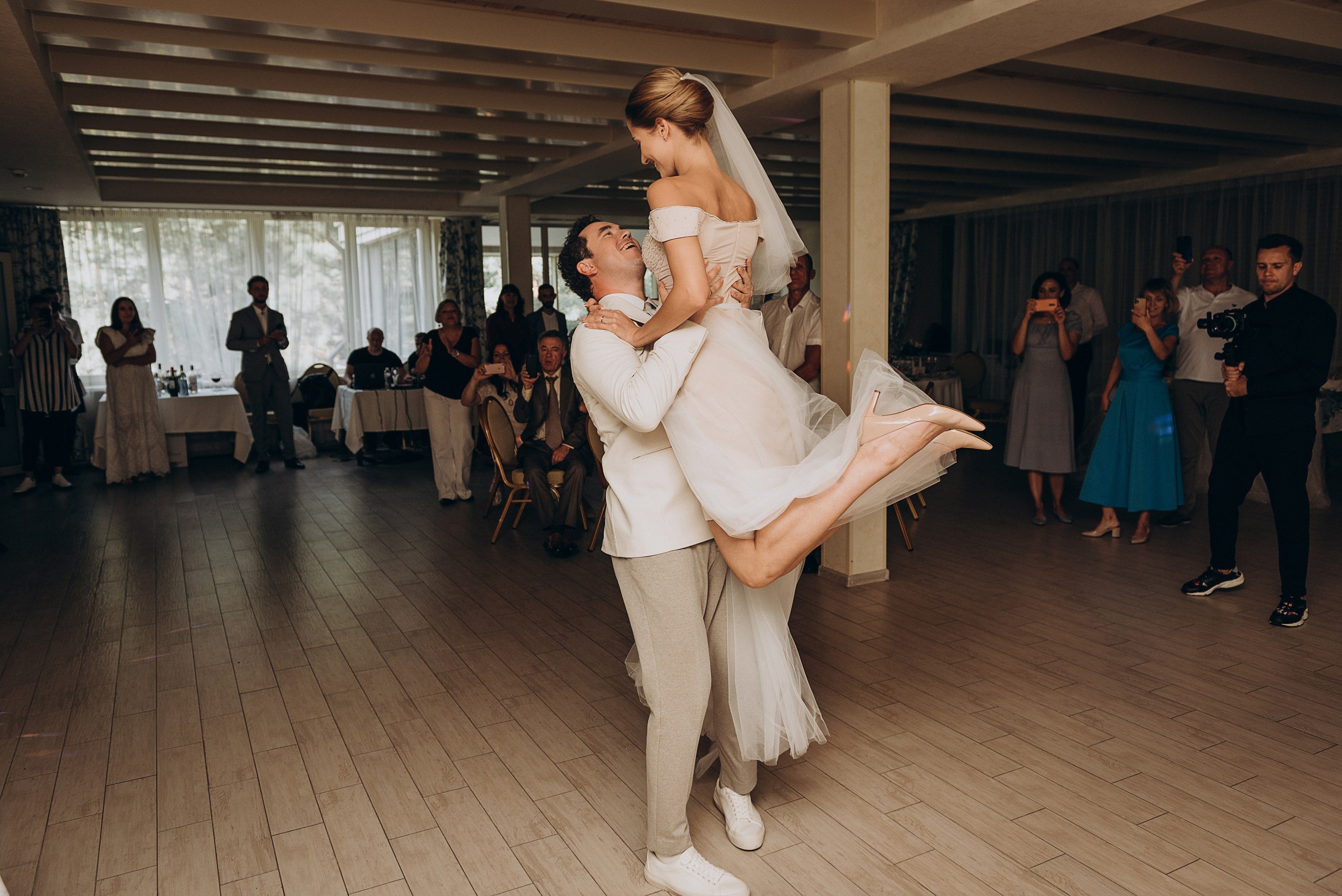 Віталій та Христина. Весільний фотограф та відеограф в Києві