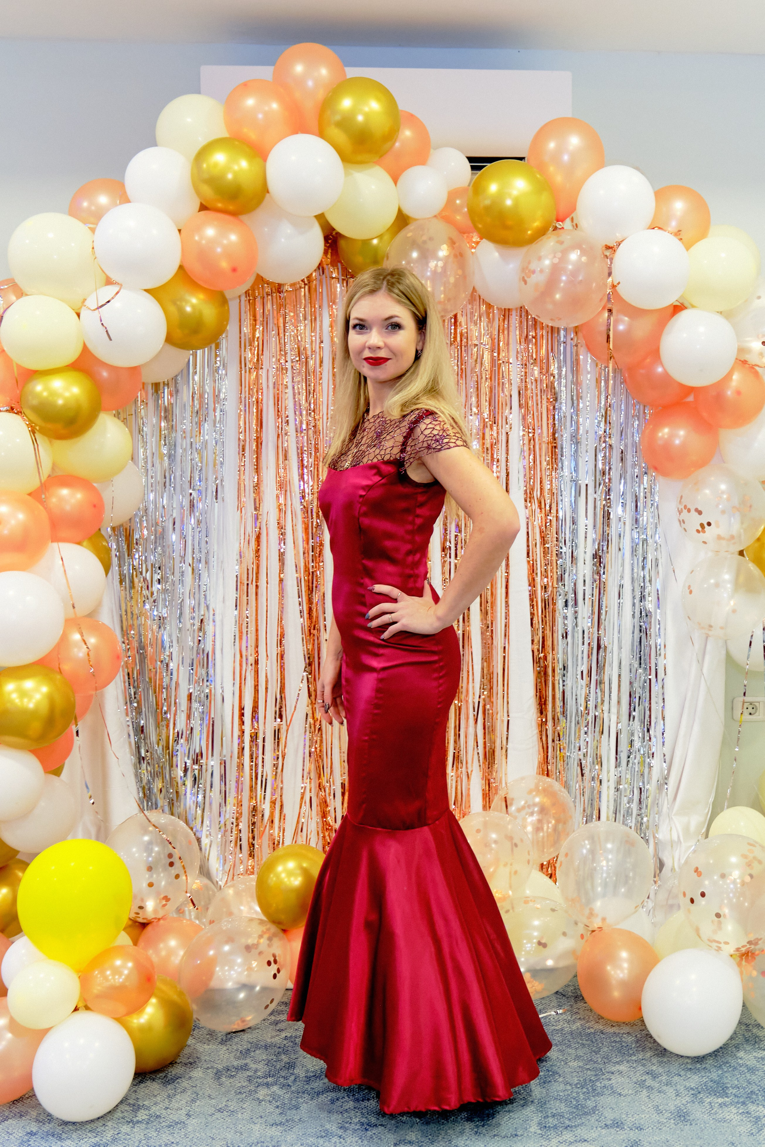 Фоторепортаж з благодійного Новорічного балу у Чорногорії. Портретний фотограф Альона Новгородцева