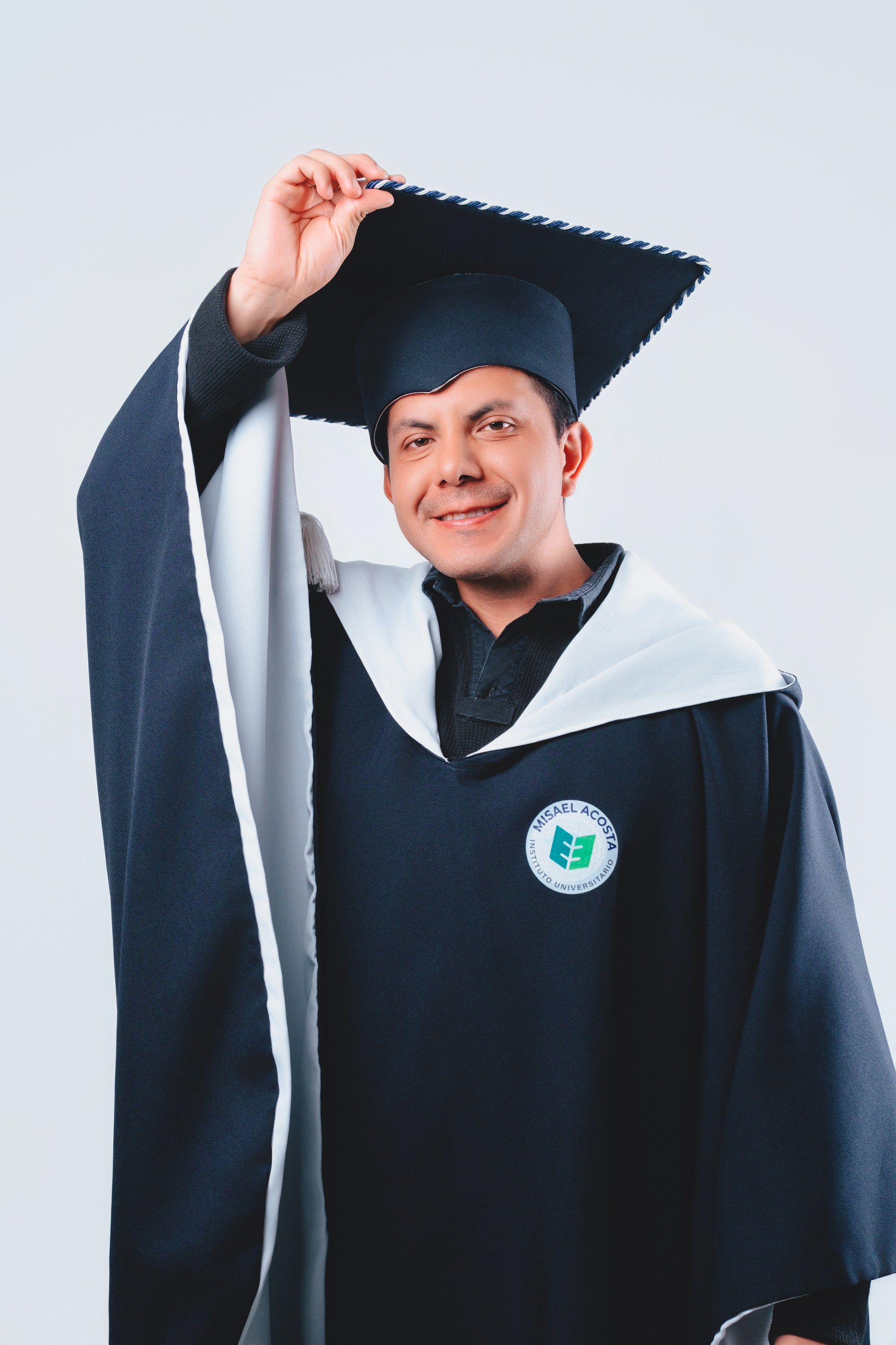 MISAEL ACOSTA. Principal