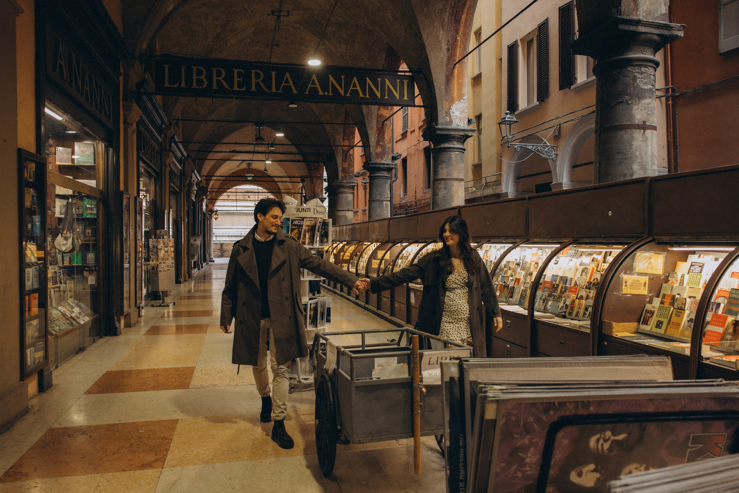 Cinematic Photowalk. Wedding, Elopement & Family Photographer