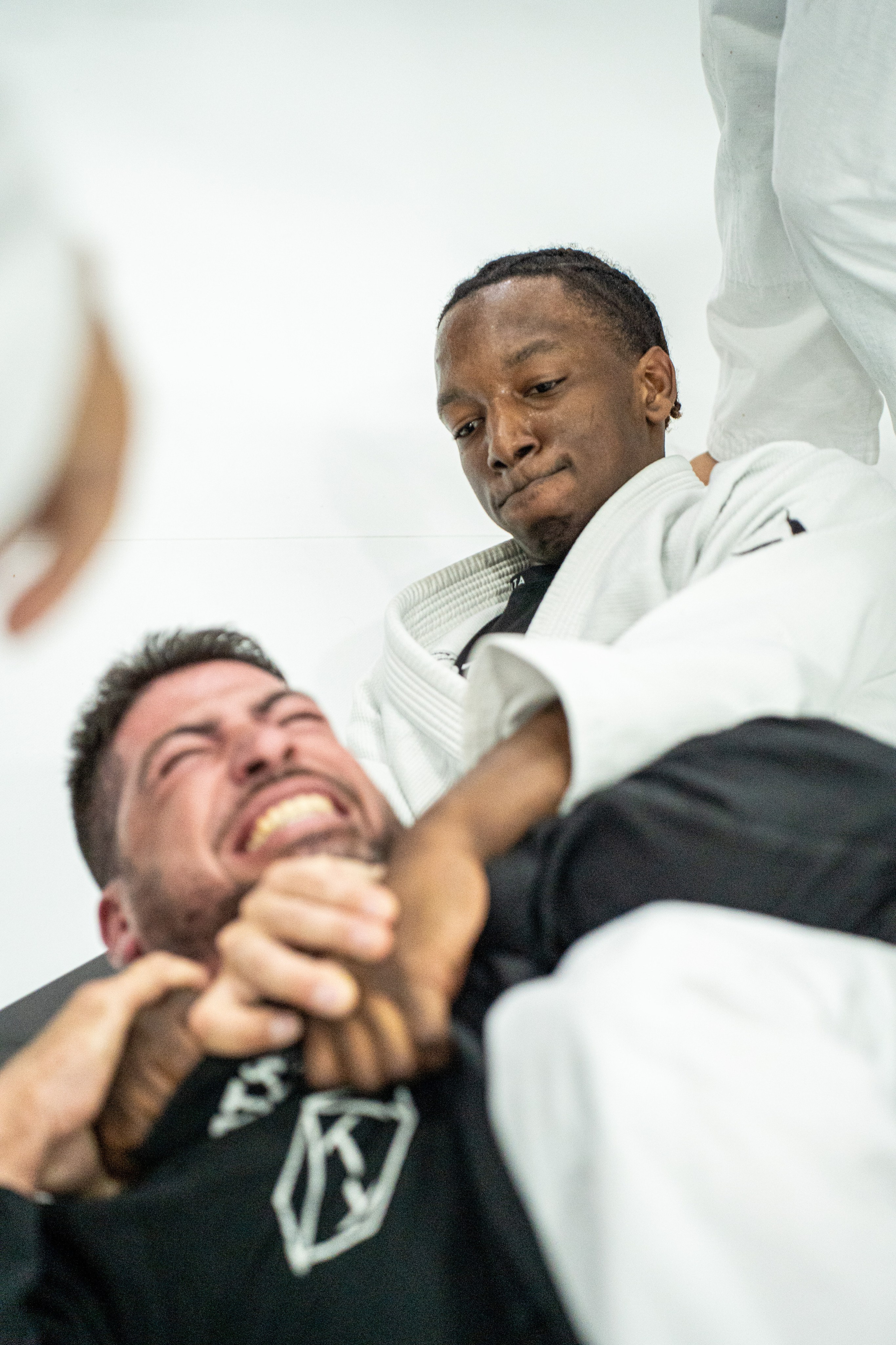 Arte Invicta — Graduação de Faixa. Frames by Giovani Braga