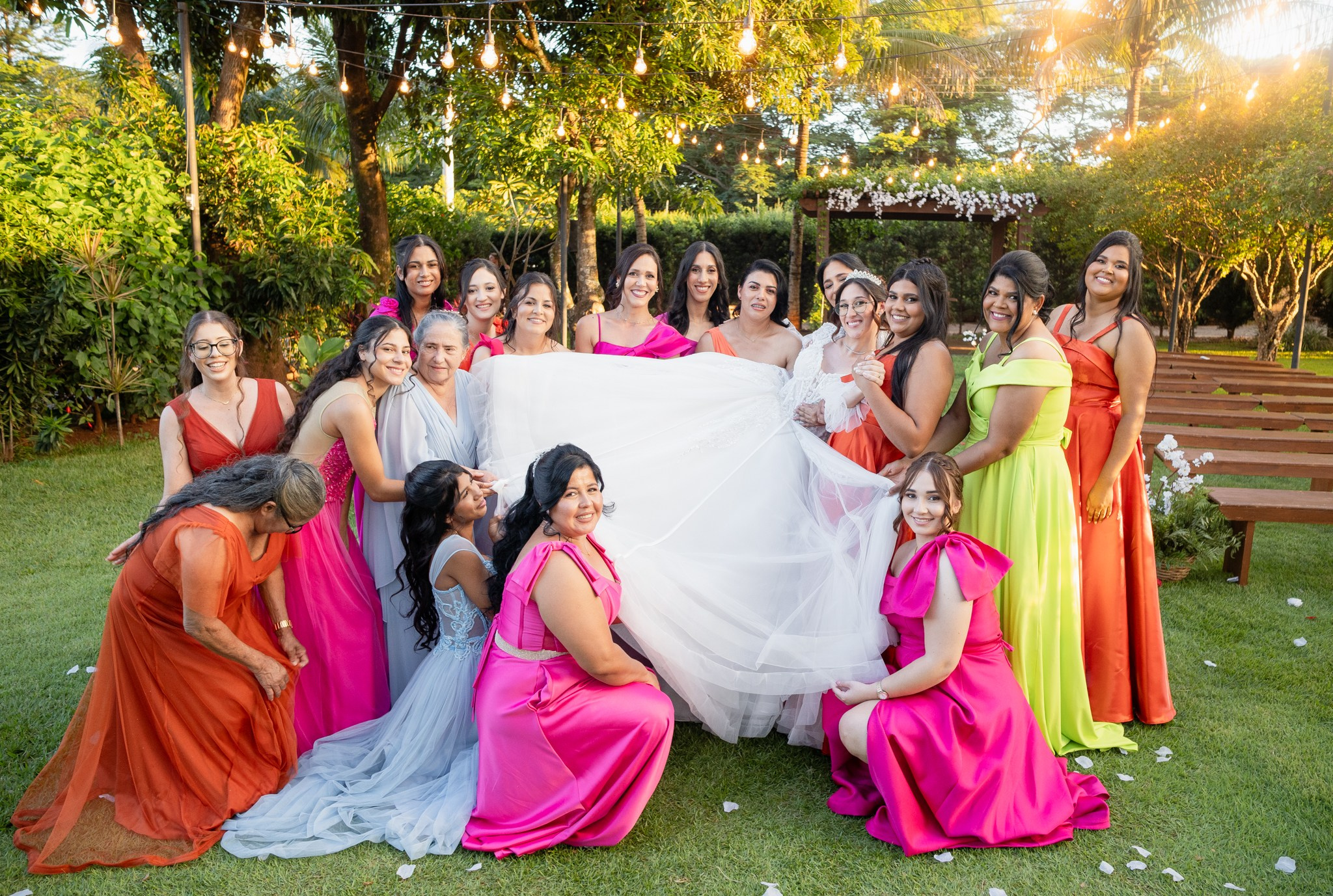 Larissa & Vinicius — Espaço Faveral / Aararaquara. Robson Colaço