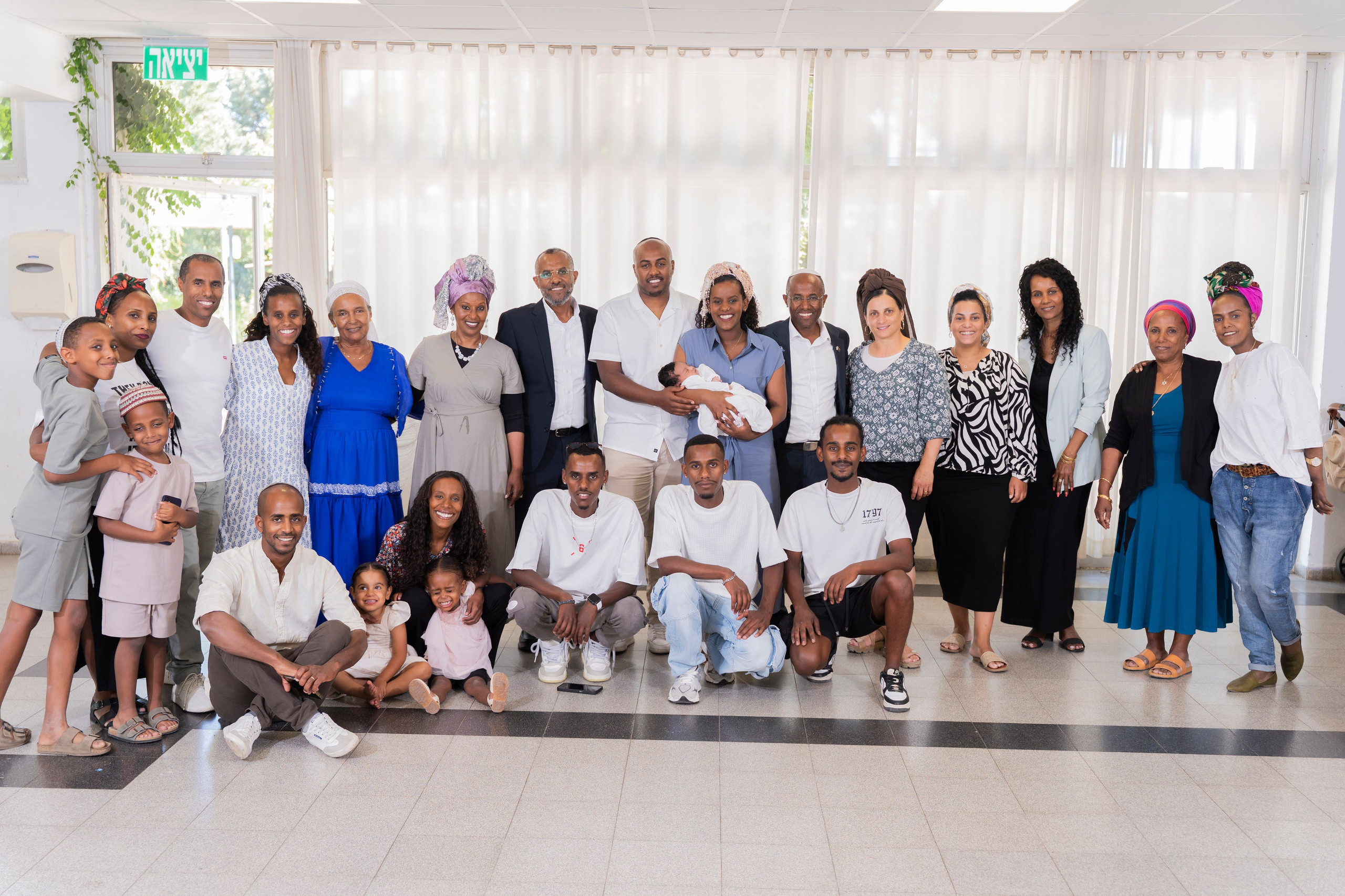 משפחת סלומון. יוסף מזרחי צילום חתונה, ברית וזוגיות. צלם מקצועי שאוהב להוציא אתכם הכי יפים ברגעים הכי מרגשים