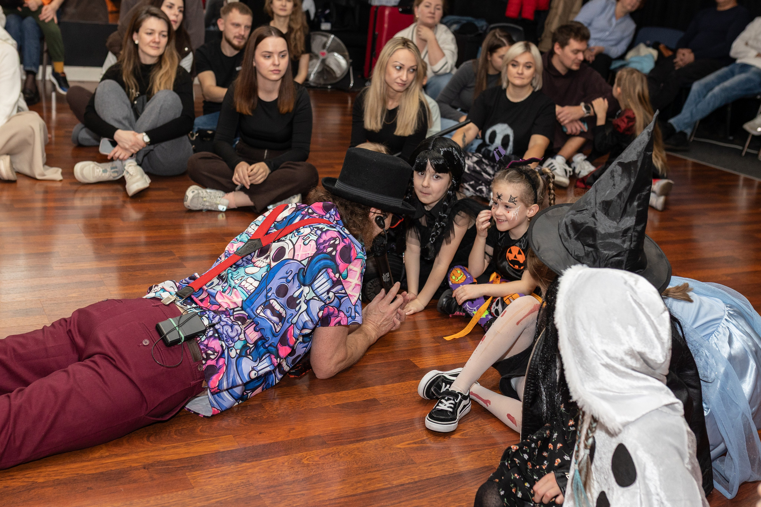 Leo dance studio Helloween 2025. Семейный и детский фотограф в Варшаве Мила Бобровская