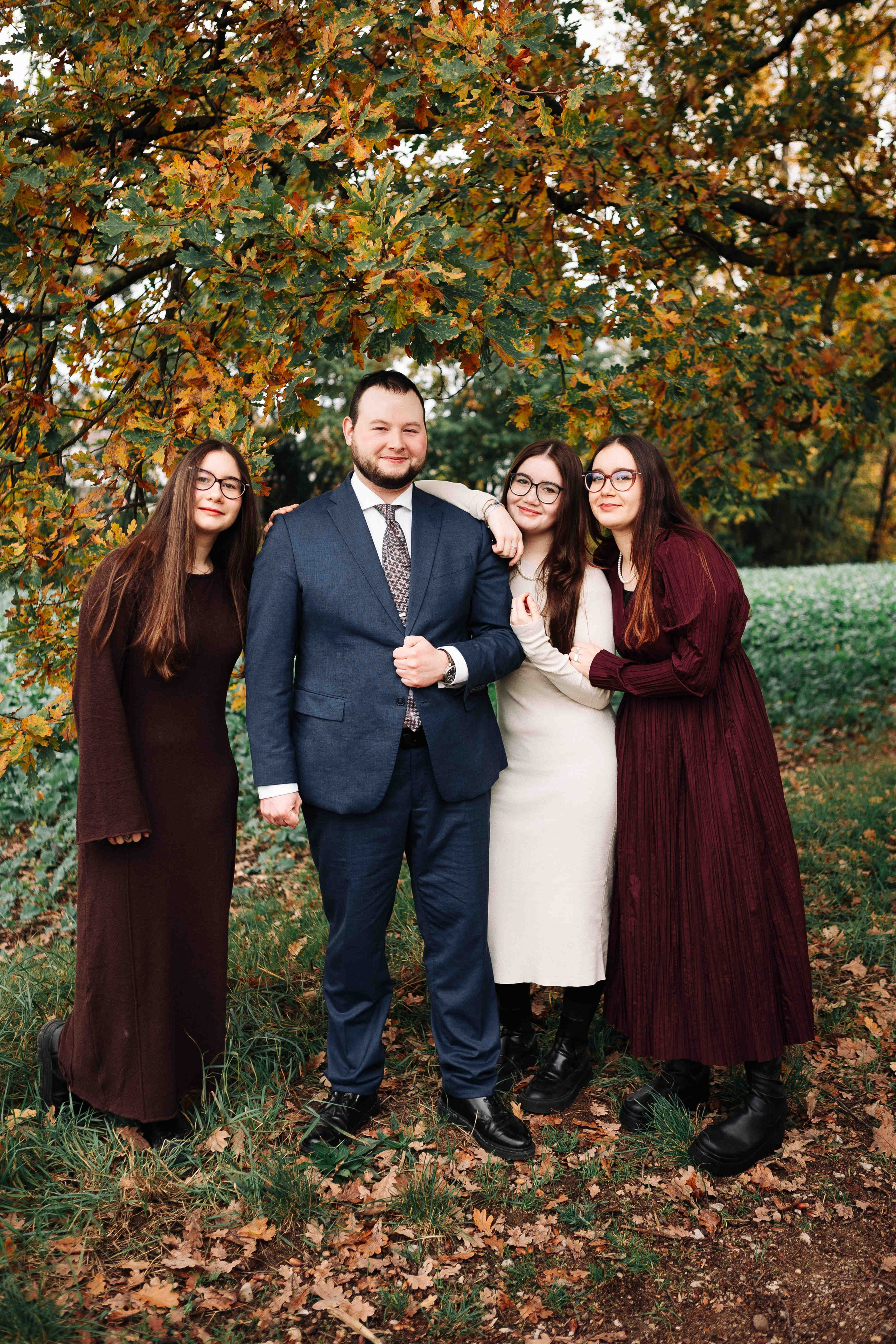 BIG OAK, BIG FAMILY. Https://shi-photo.com/