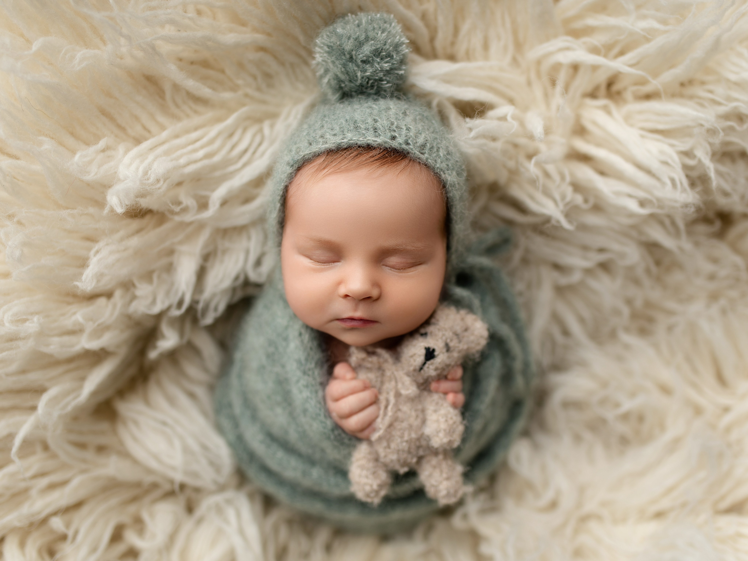 Esu Aleksandra naujagimių ir kudikių fotografė iš Vilniaus