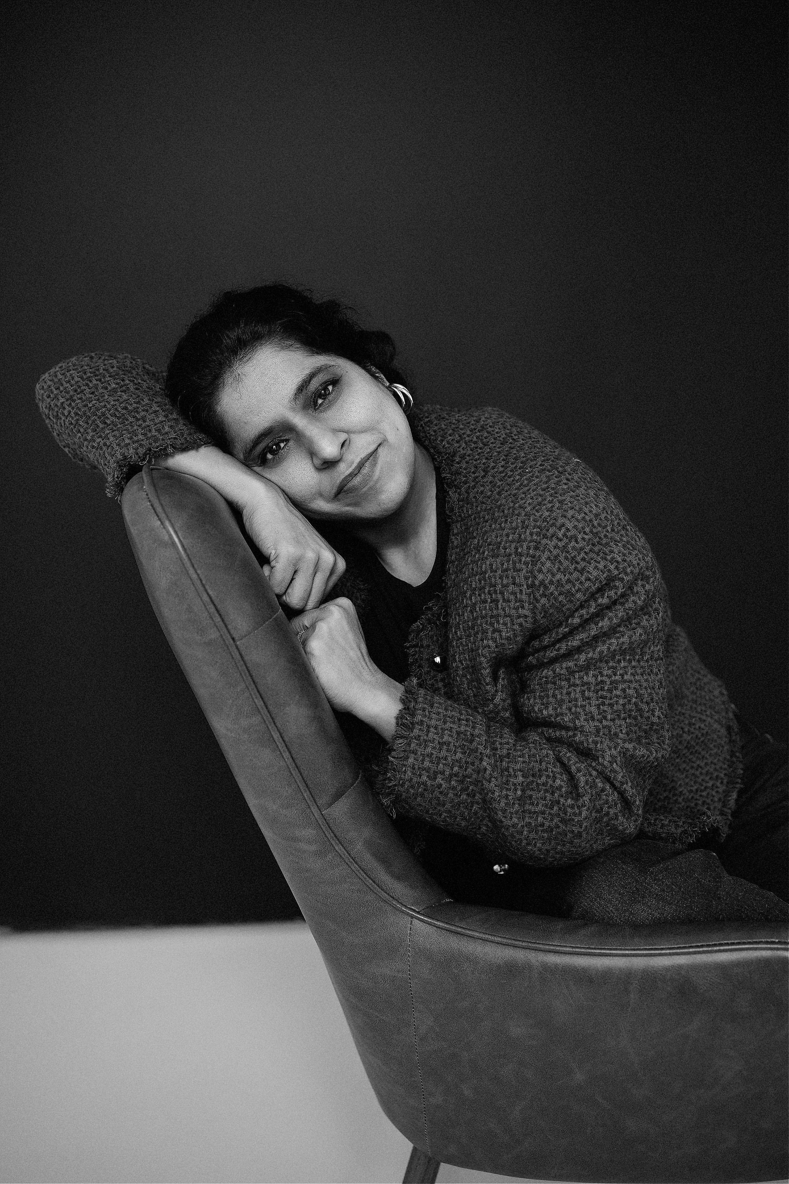 S. Rawnoir- Portrait photography by Daria Paliy.Timeless black&white portraits of women in NYC area