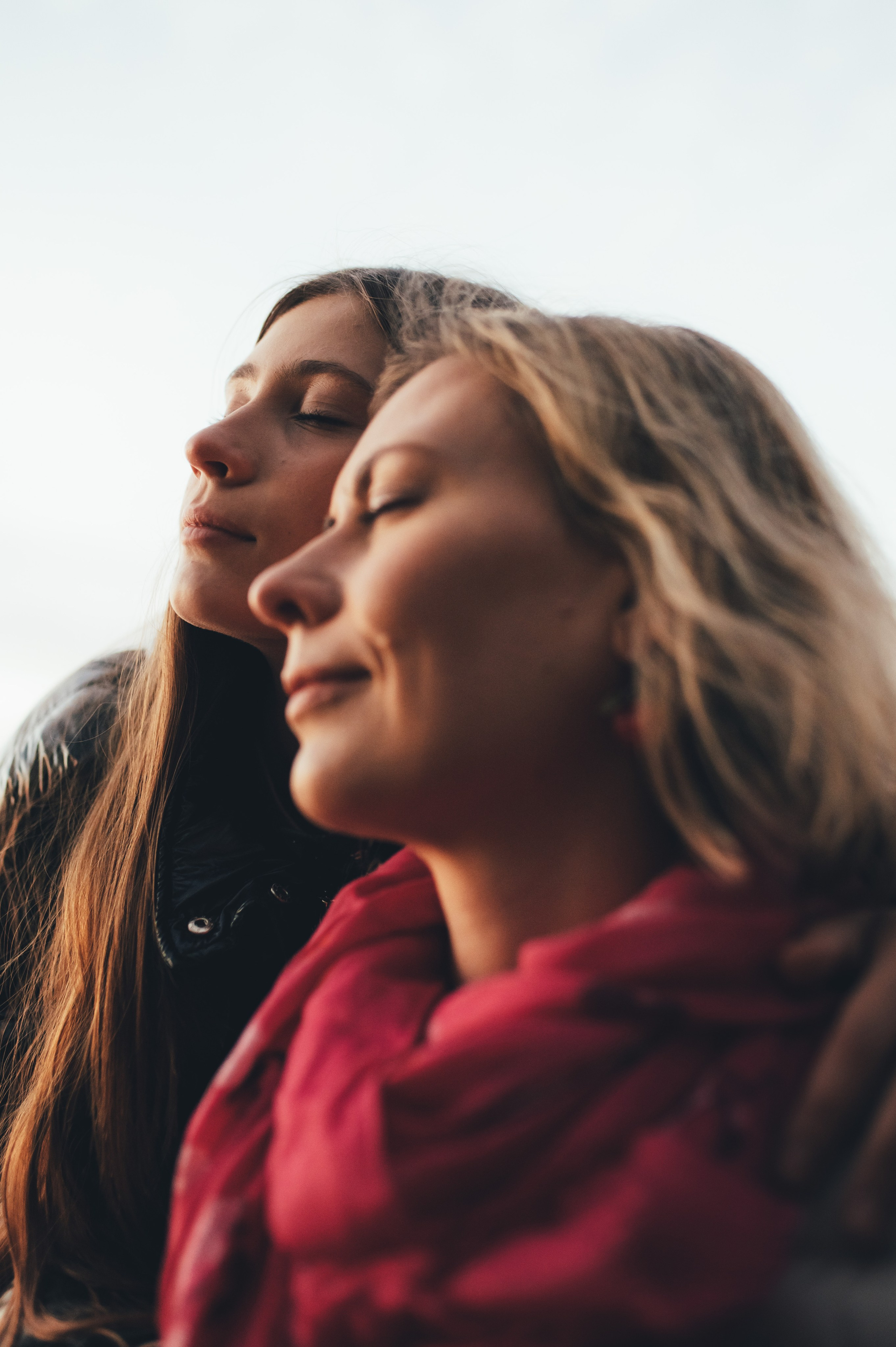 Portrait and lifestyle photographer based in Toronto, Canada