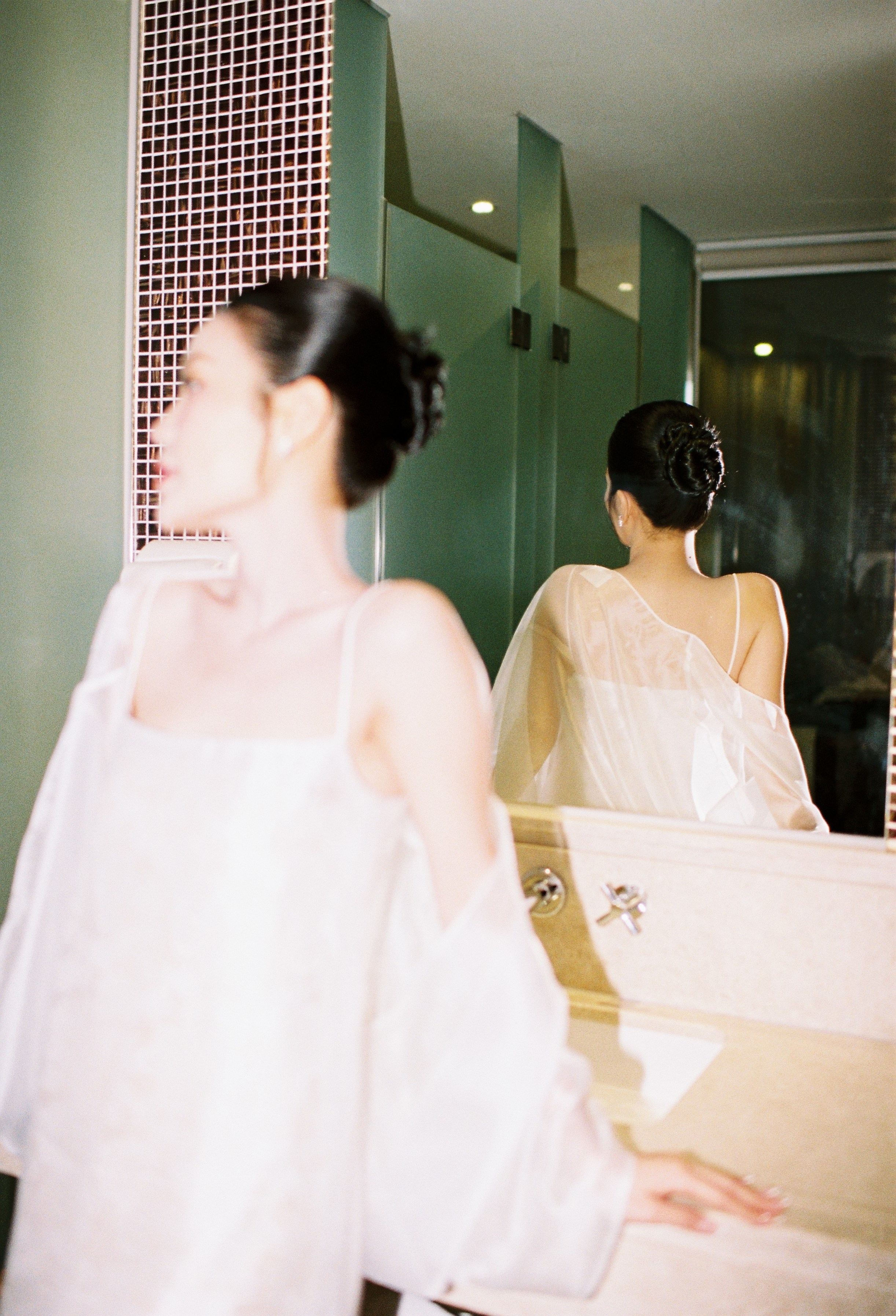 Nghĩa & Thảo. Cam Images