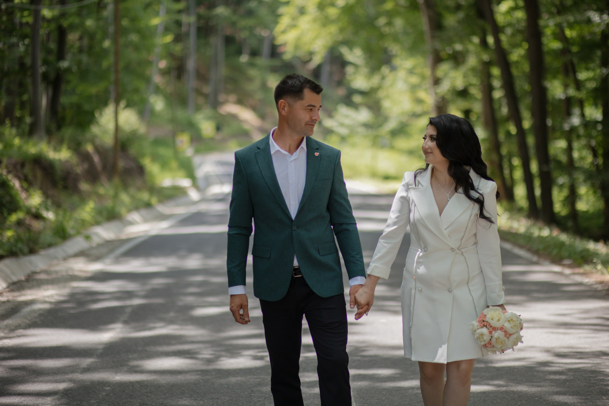 Nadia & George. Fotograf si videograf — evenimente si studio