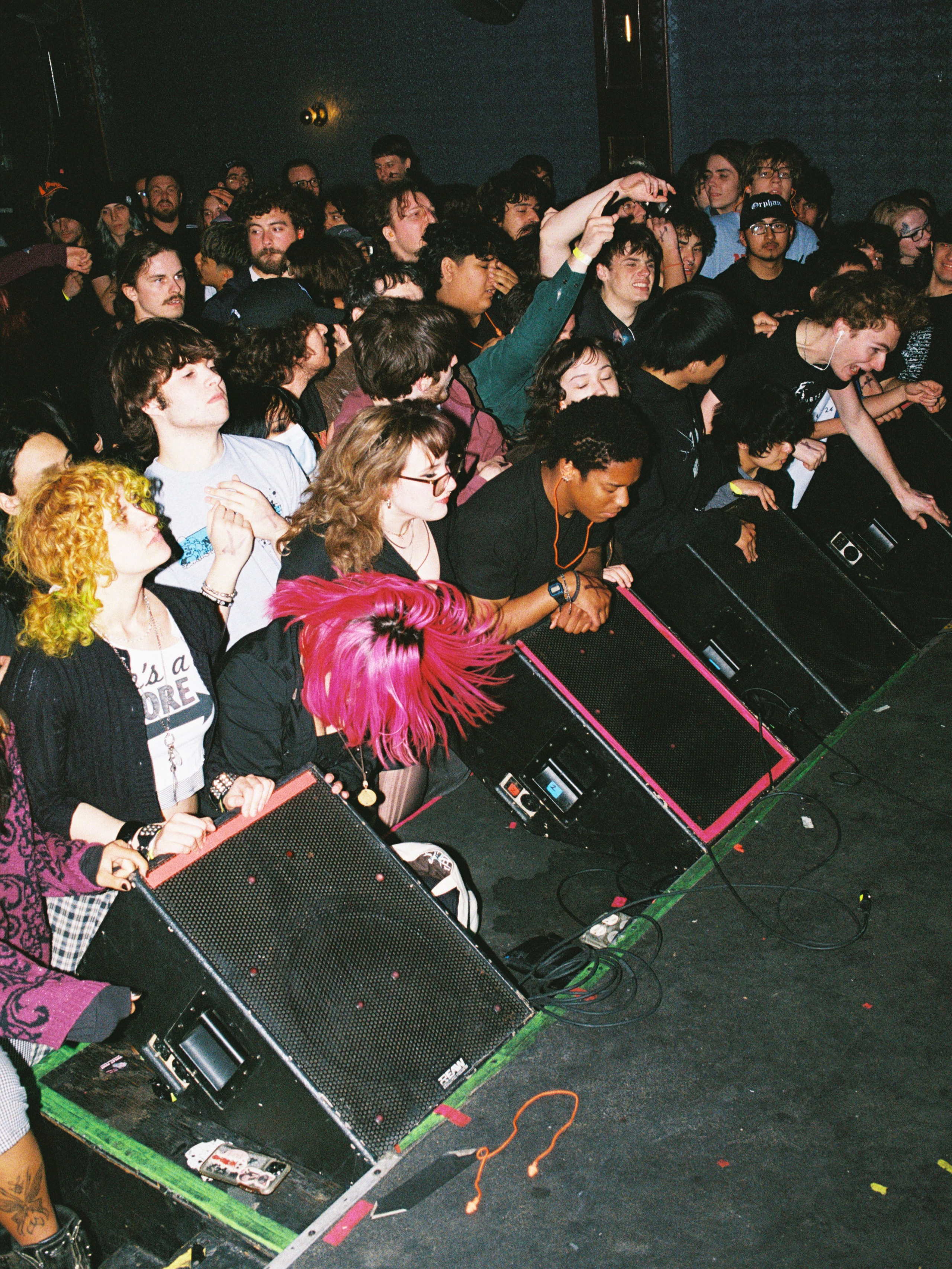 MUSIC AND EVENT. 35mm Photography by Brad Zgonena based in Chicago, IL