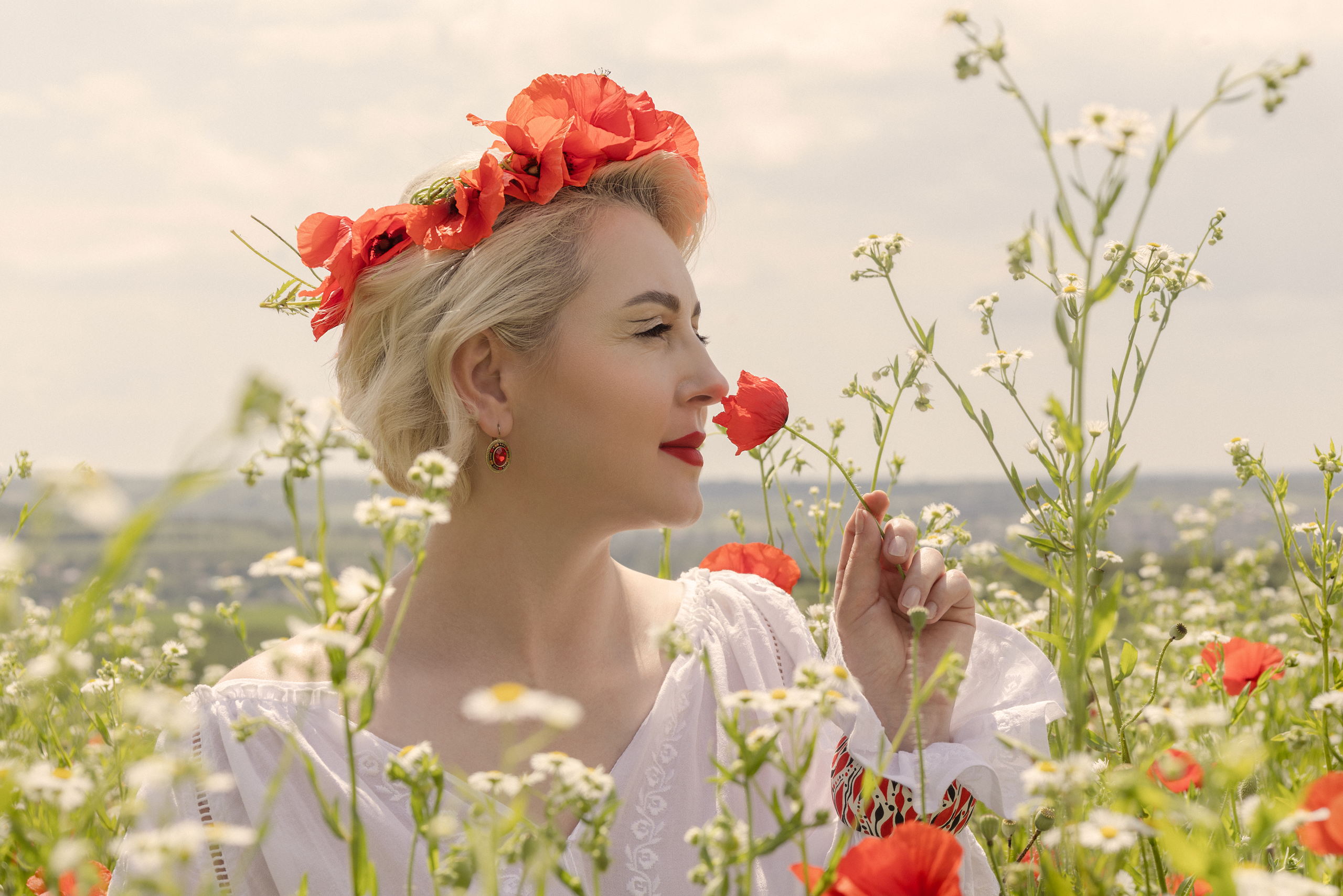 Portrait and still life photographer. Designer, photographer, and illustrator