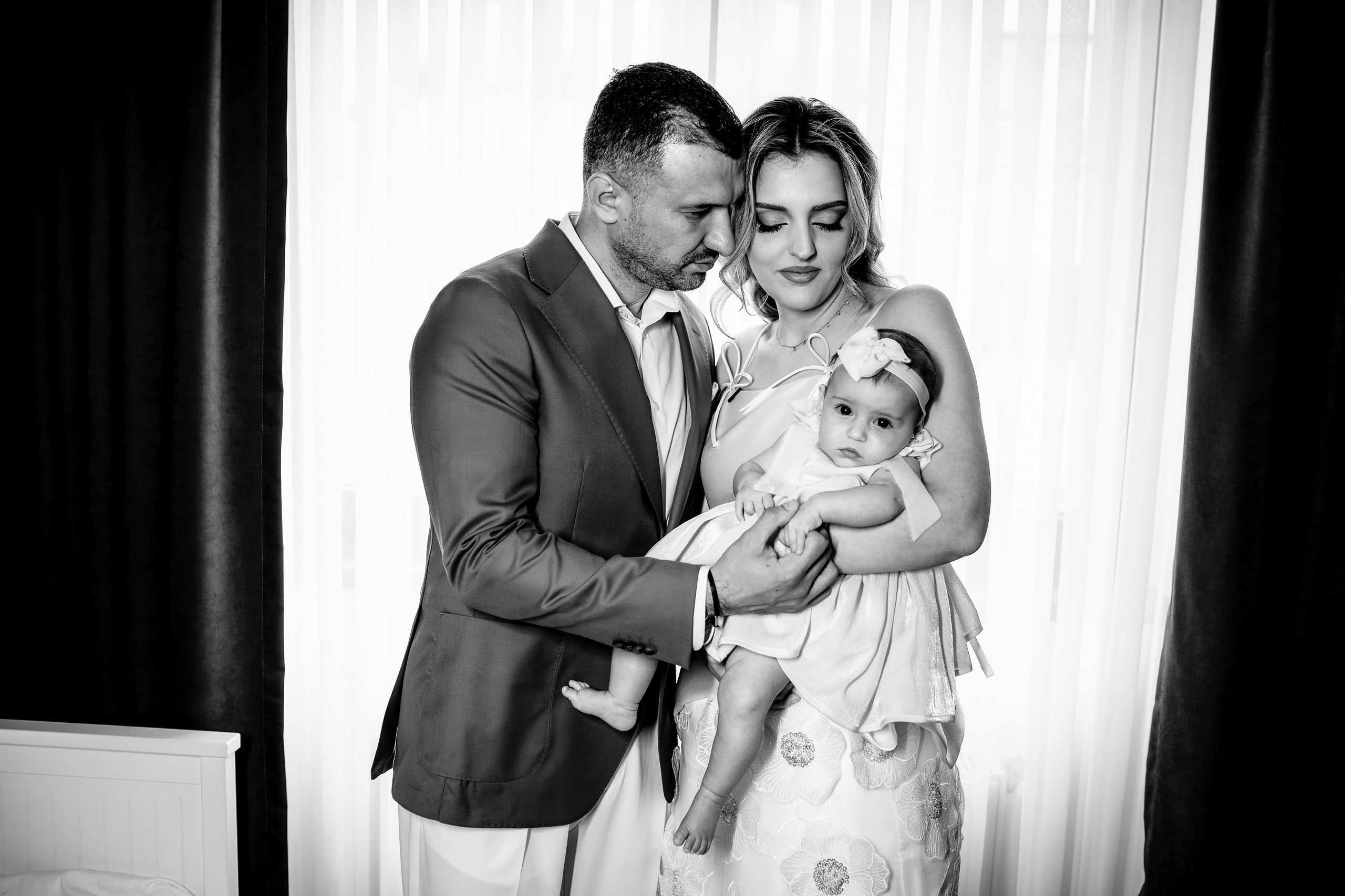 Thea. Fotograf nunta si evenimente Giurgiu