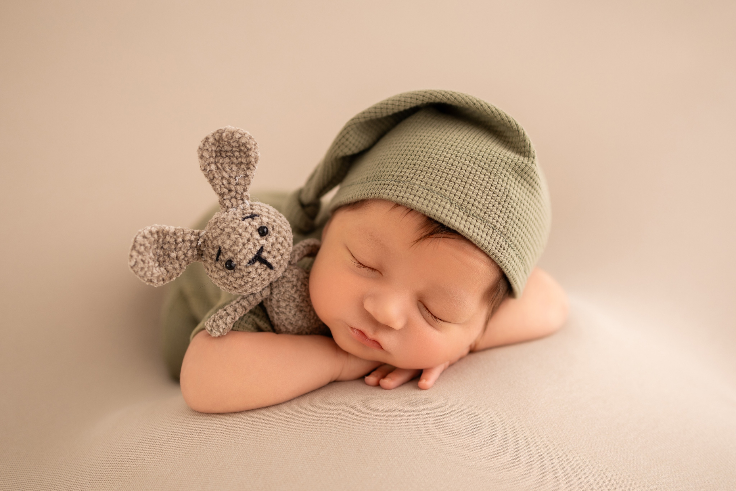 Neugeborene. Neugeborene- Schwangerschaft- und Kinder Fotografin in Lehre