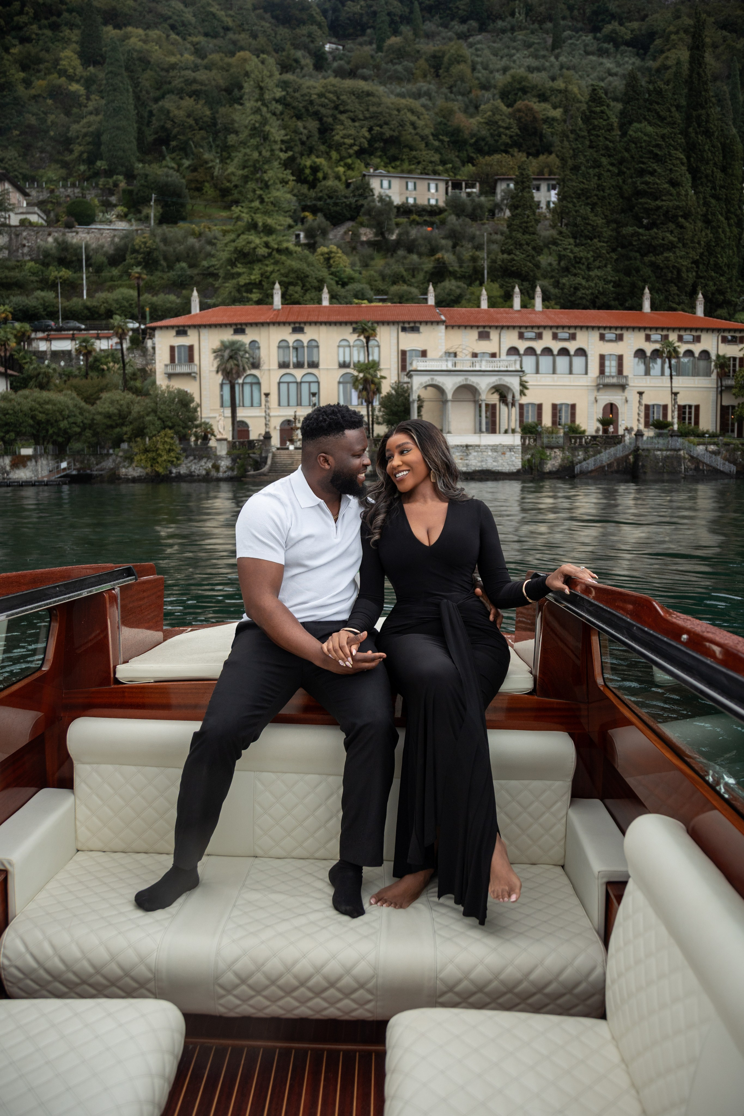Varenna boat tour. Photographer in Milan |Mila Pro Photo