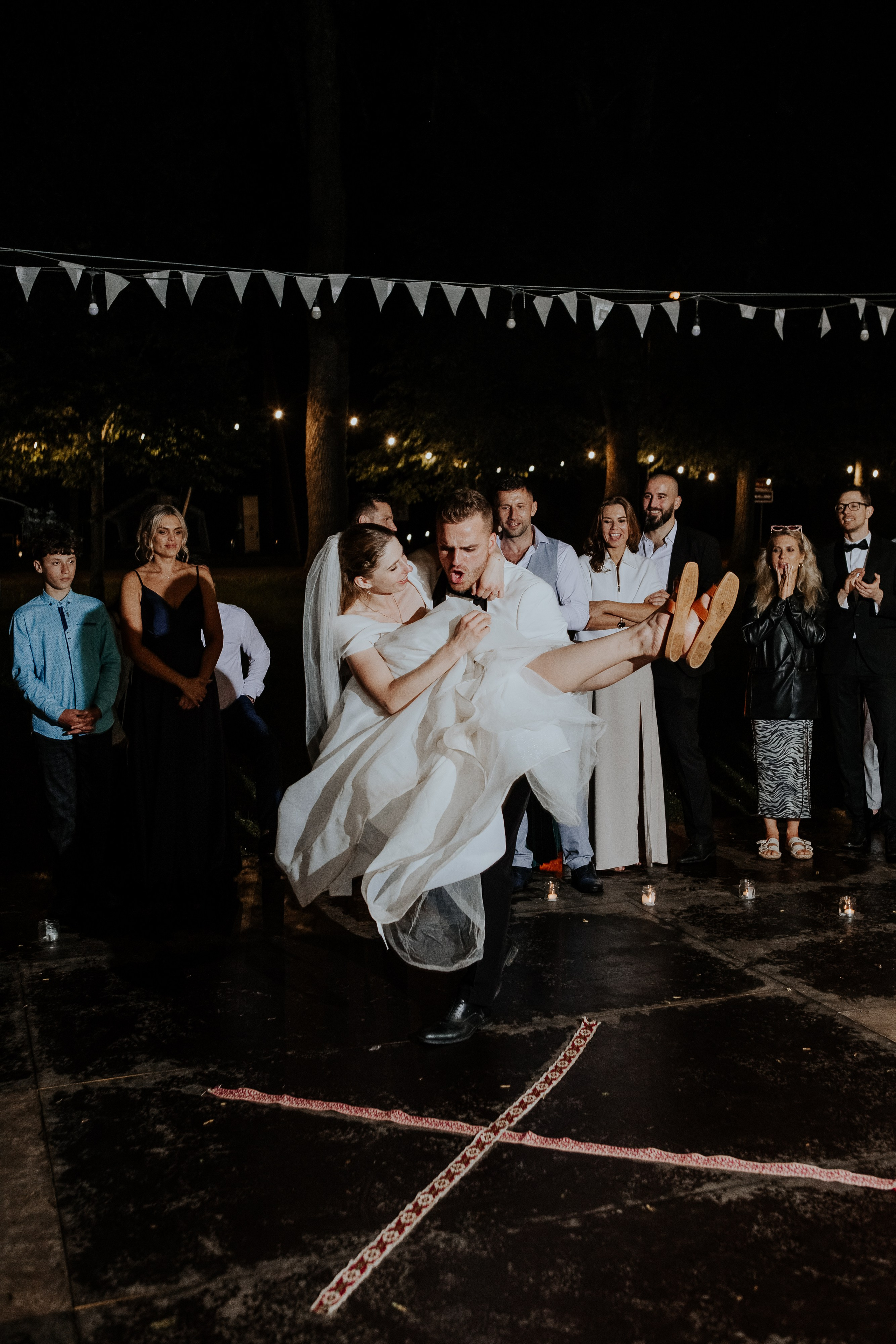 ELIZABETE & DĀVIS. Veronika Lokotko — kāzu un portretu fotogrāfe Latvijā