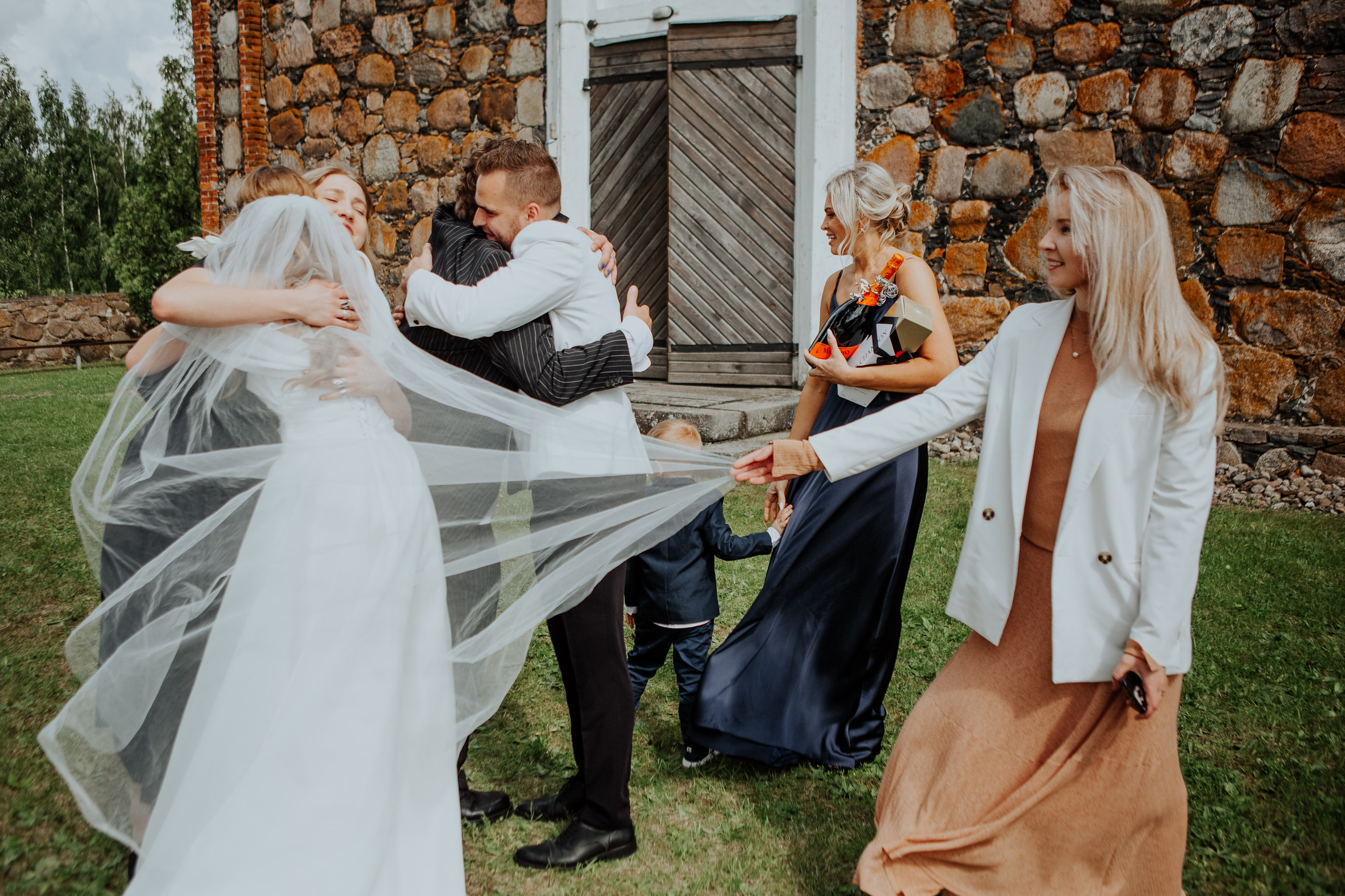 ELIZABETE & DĀVIS. Veronika Lokotko — kāzu un portretu fotogrāfe Latvijā