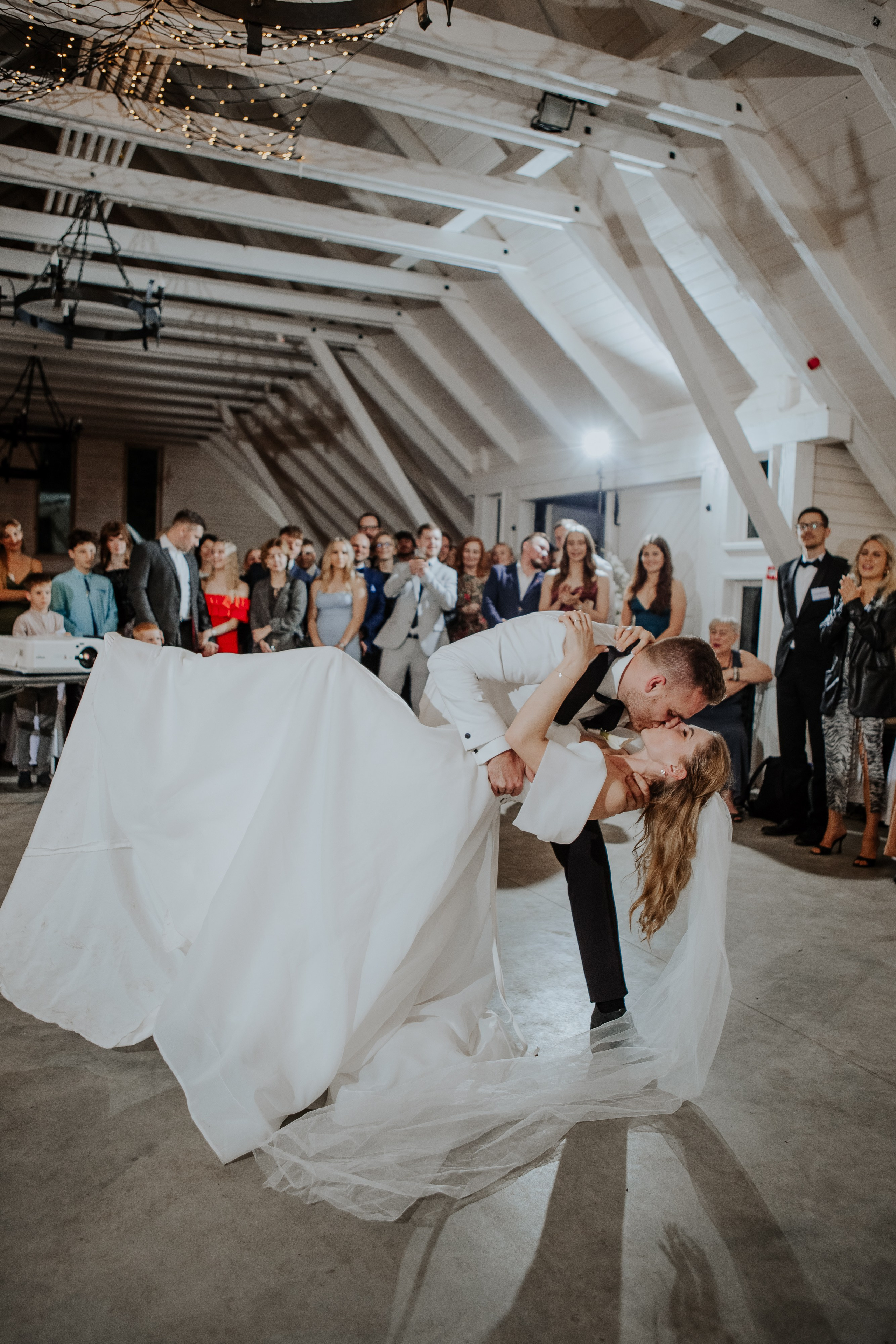 ELIZABETE & DĀVIS. Veronika Lokotko — kāzu un portretu fotogrāfe Latvijā