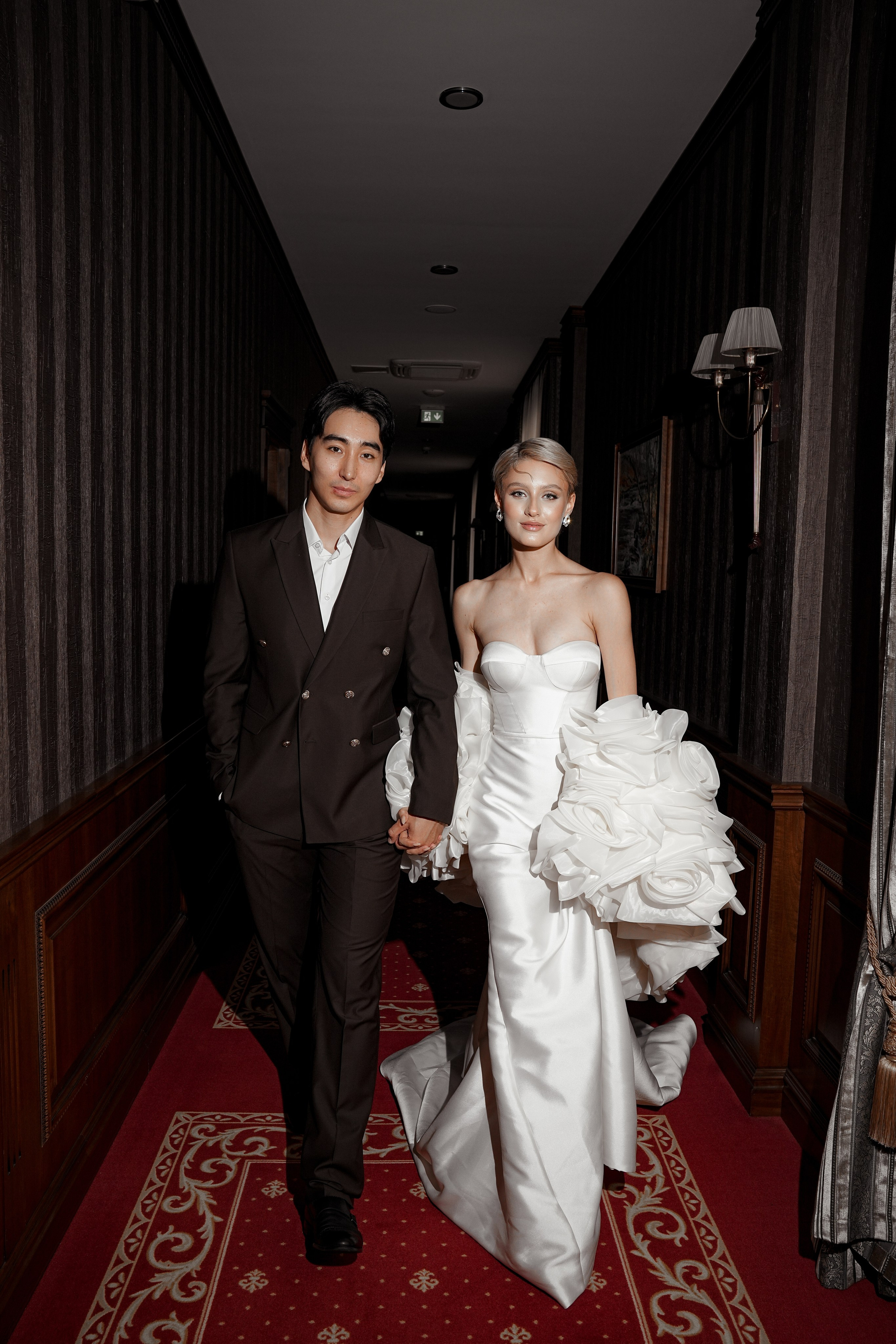 Николь Амир