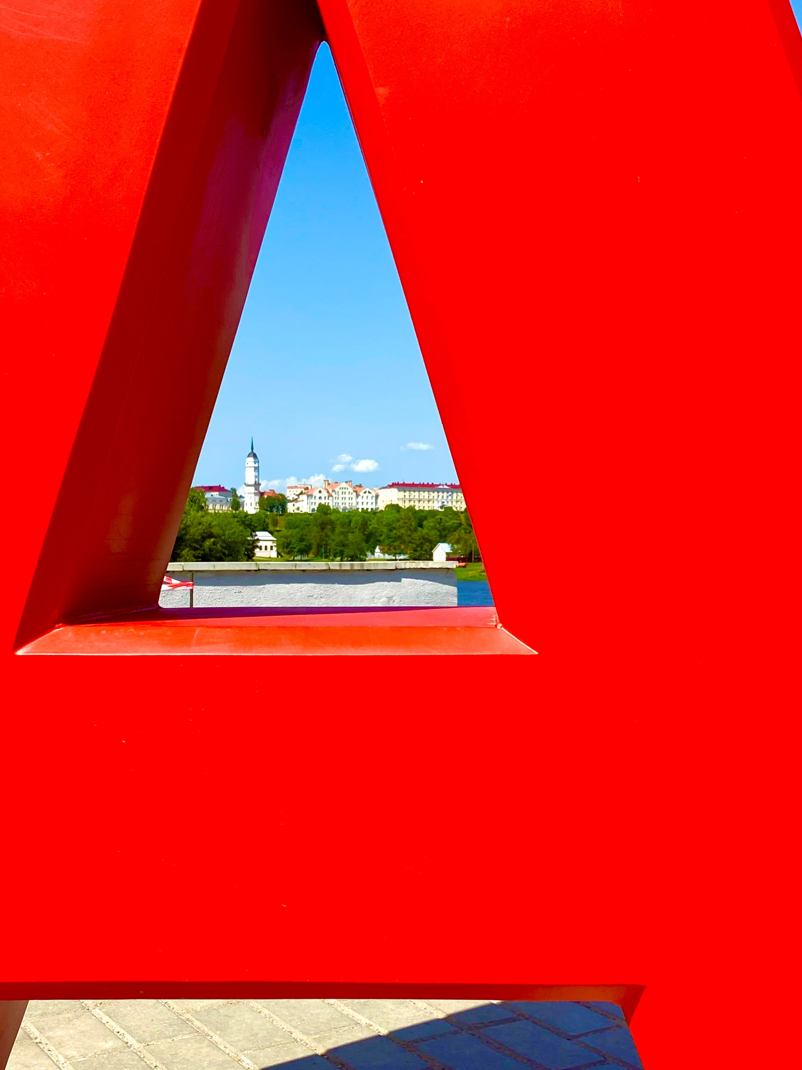 Скульптурные композиции «Мова». В соавторстве с П. Войницким. 2020. Сталь, лазерная резка,сварка. Гродно, Брест, Могилёв, Витебск, Гомель