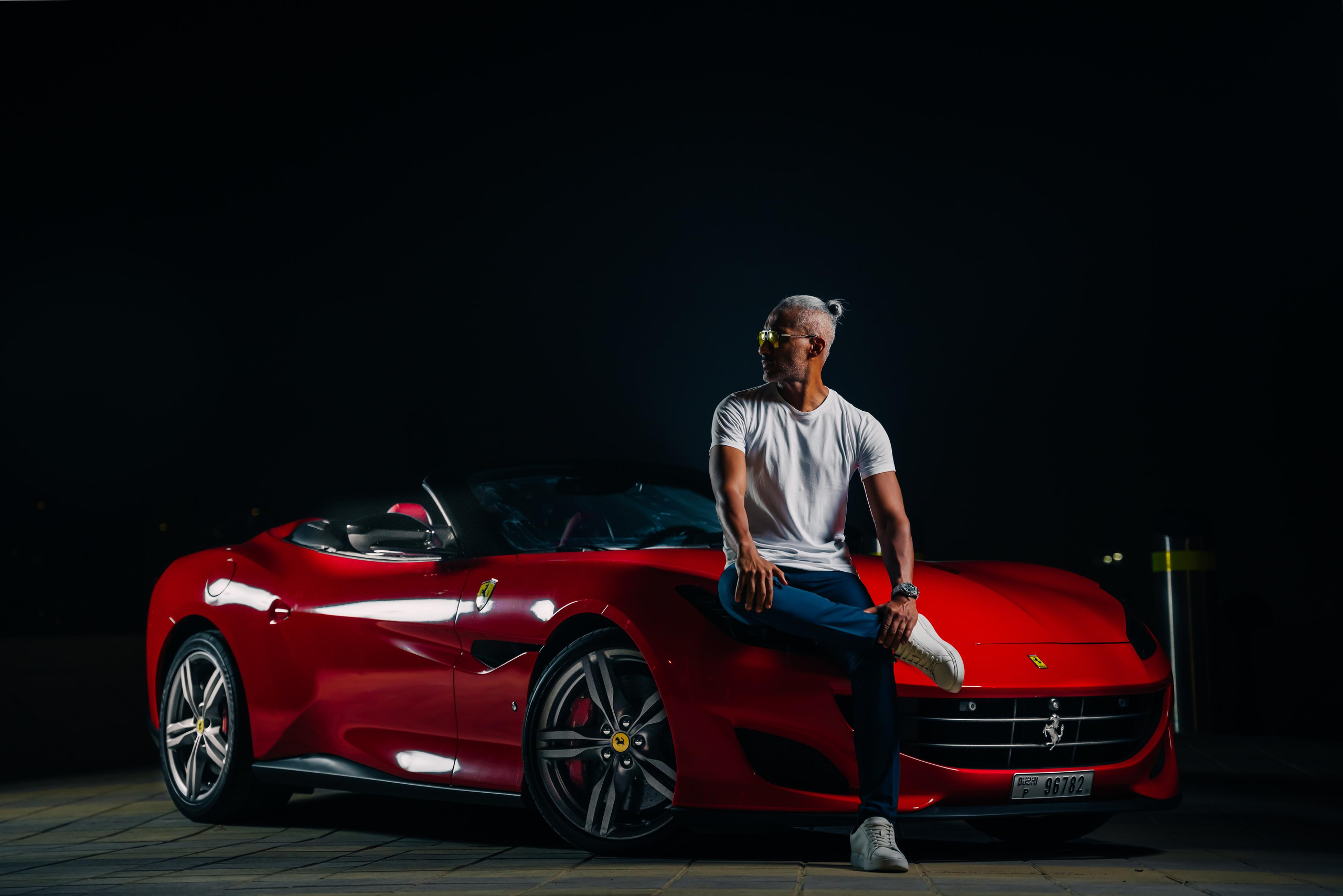 Photo shoot for rent a car. Photographer in Dubai Dmitry Gromov