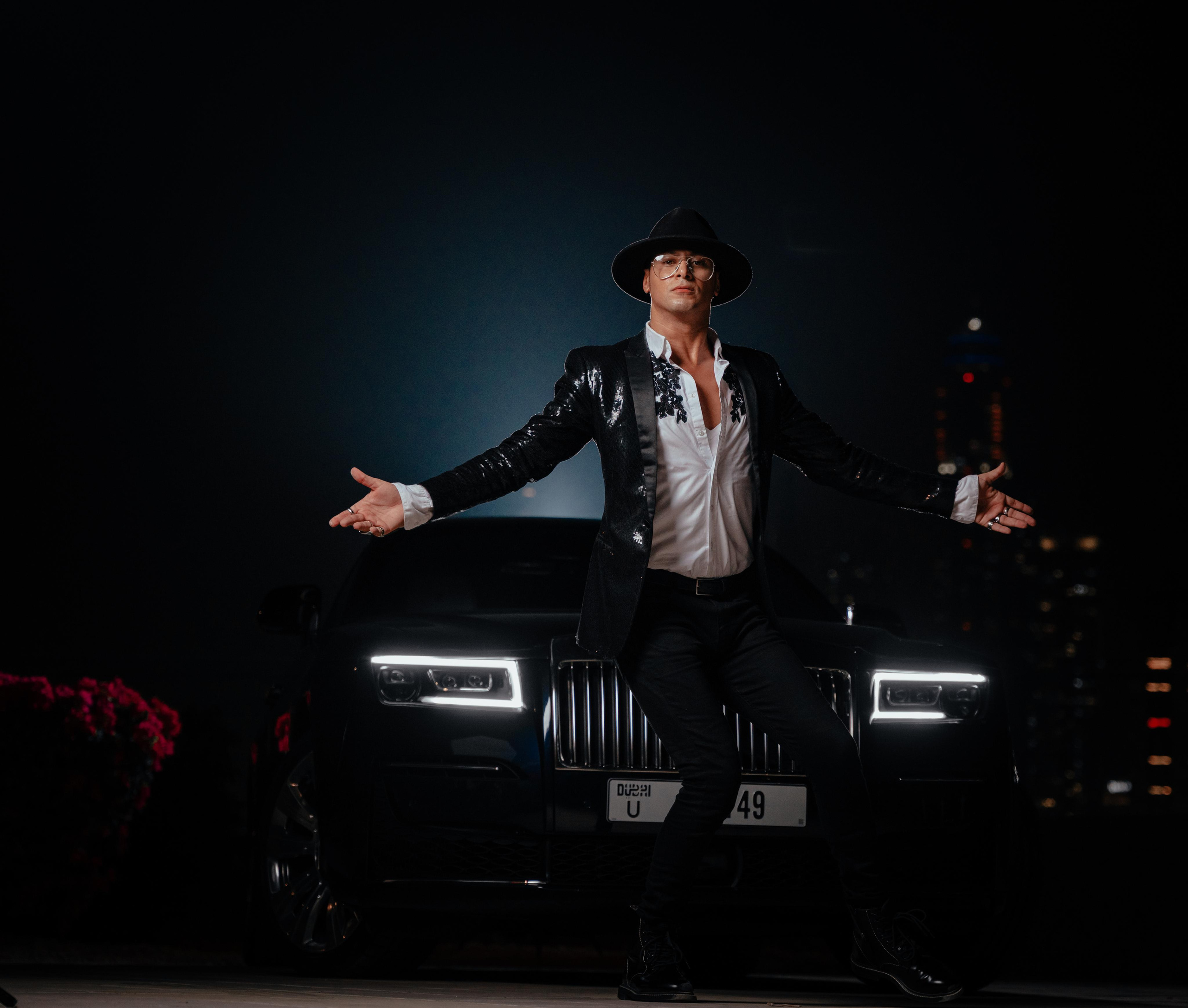 Photo shoot for rent a car. Photographer in Dubai Dmitry Gromov