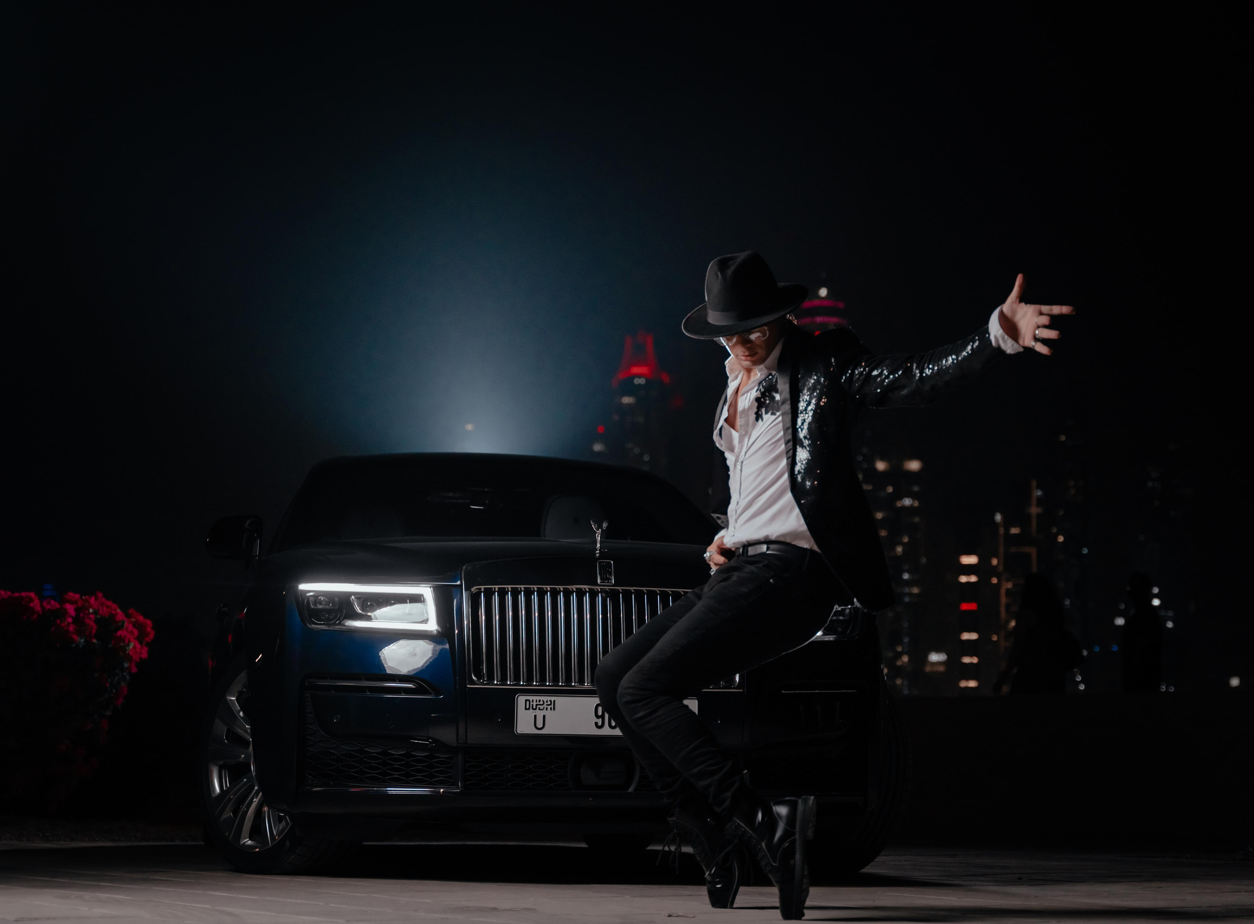 Photo shoot for rent a car. Photographer in Dubai Dmitry Gromov