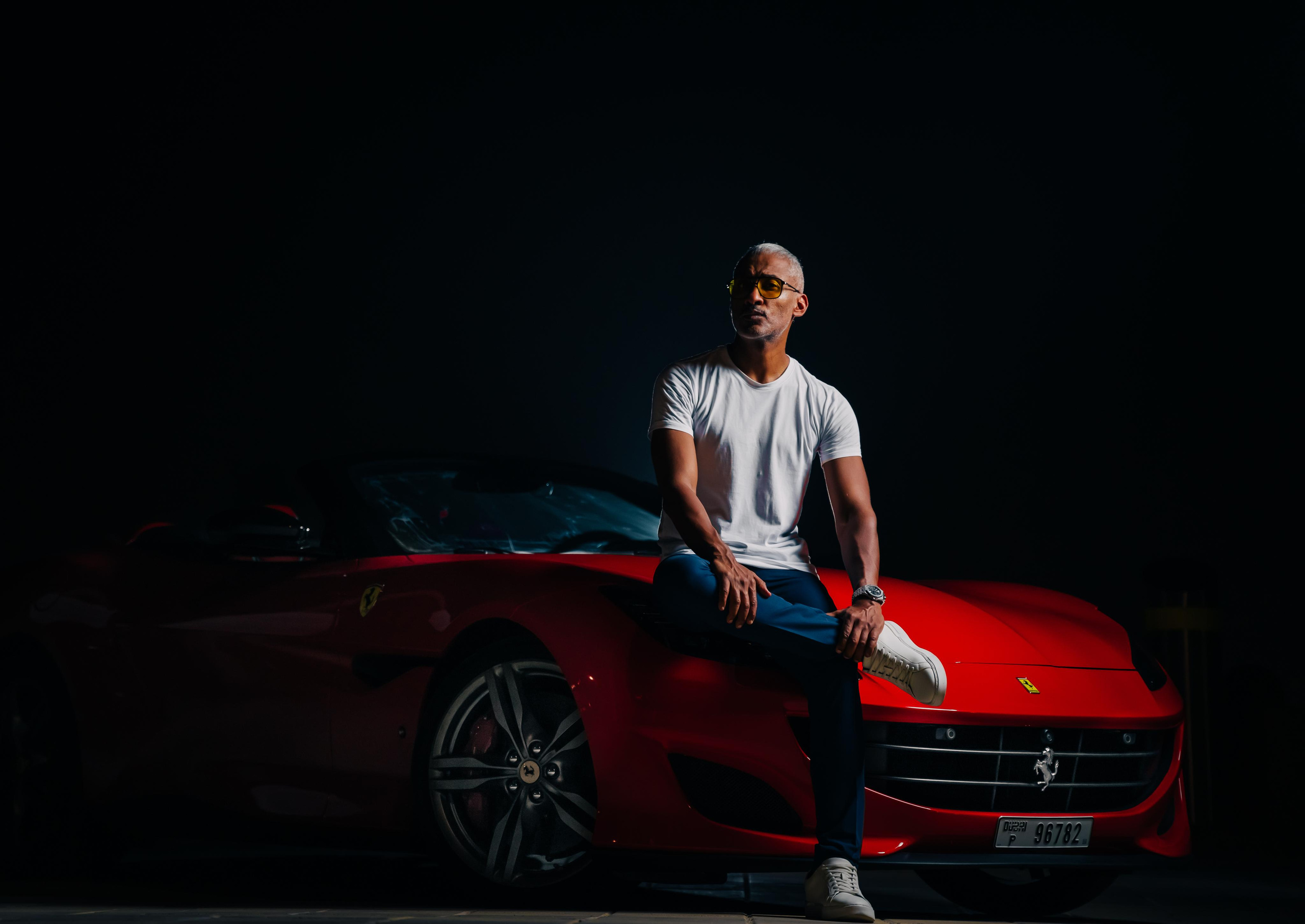 Photo shoot for rent a car. Photographer in Dubai Dmitry Gromov