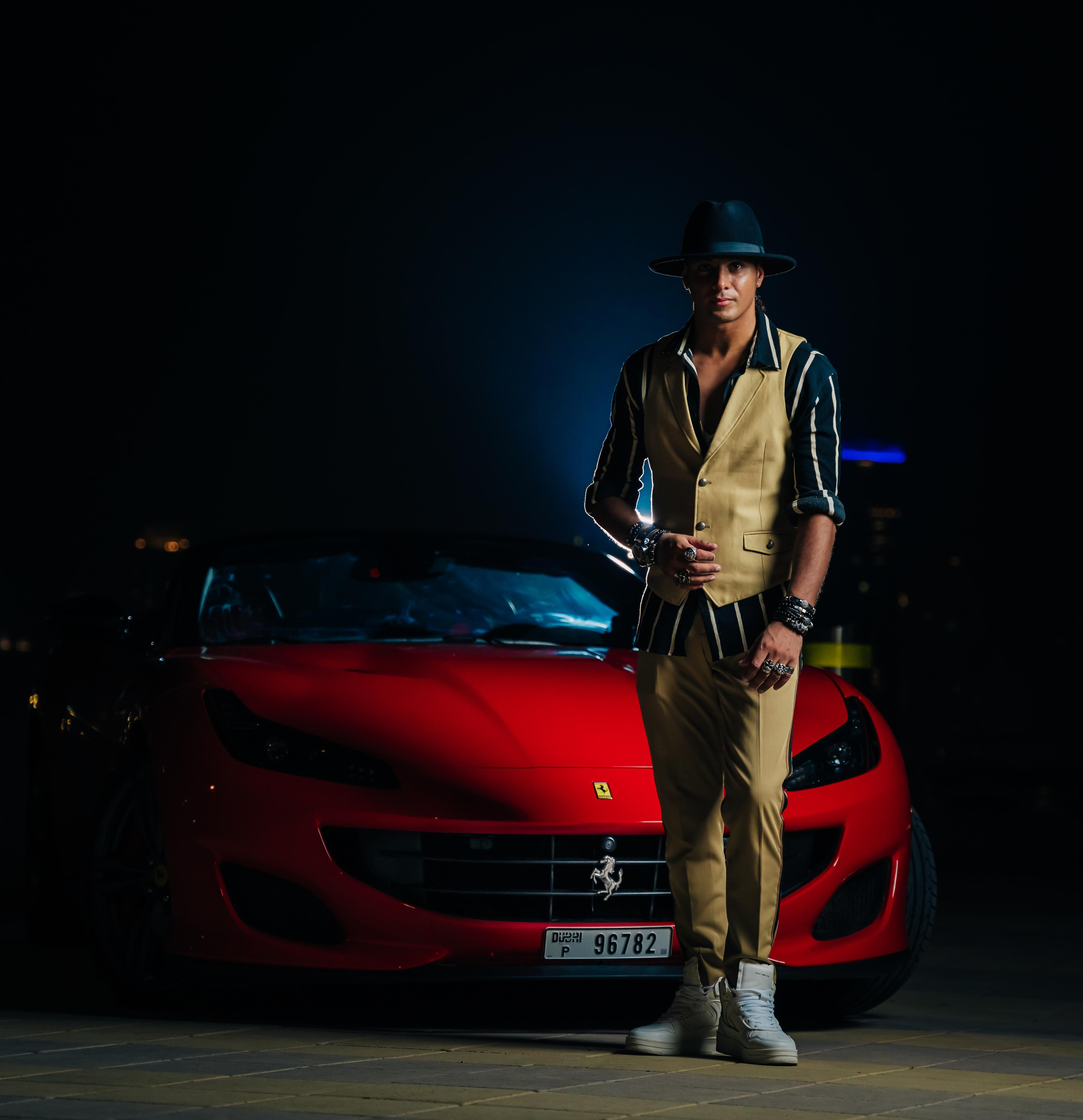 Photo shoot for rent a car. Photographer in Dubai Dmitry Gromov
