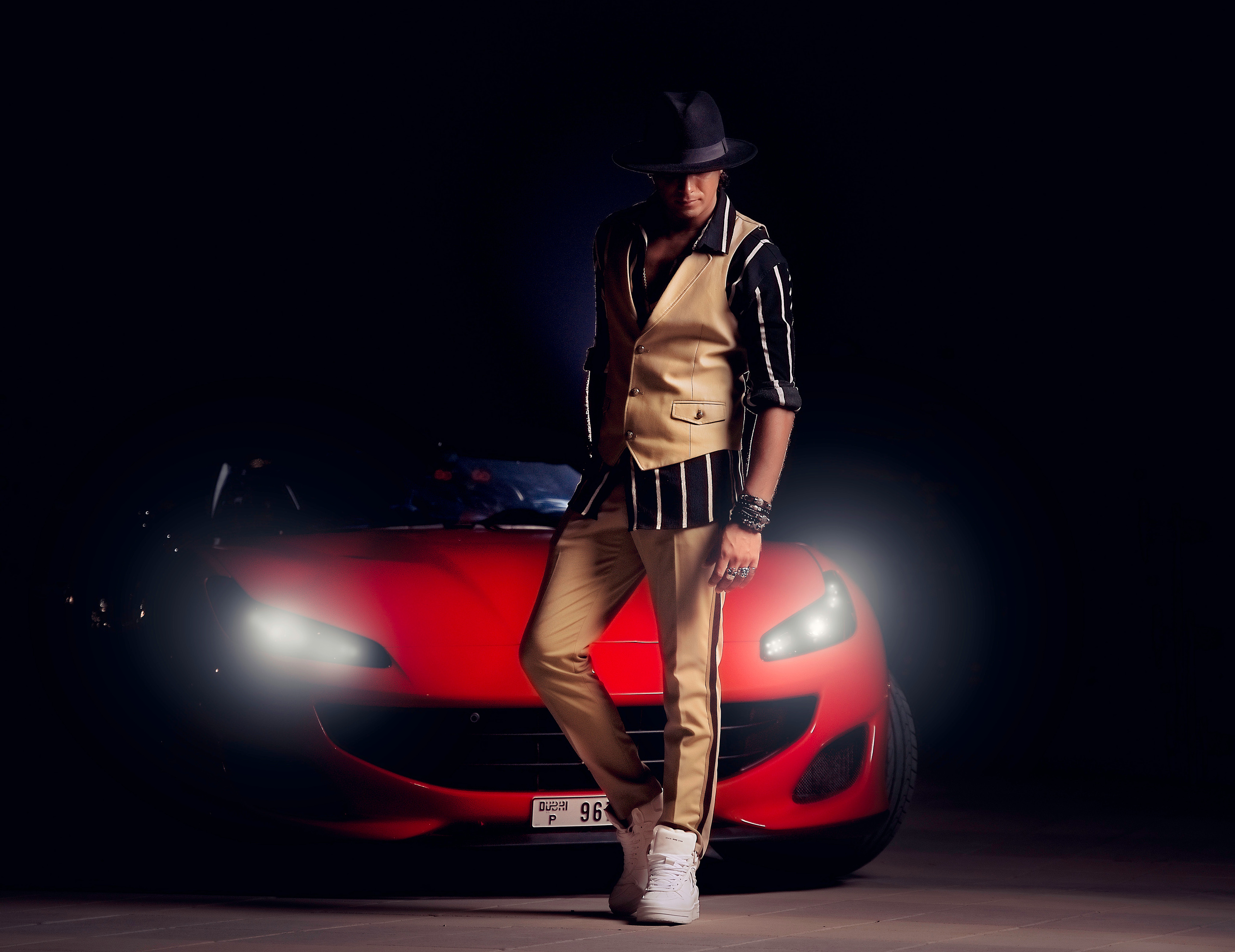 Shoot. Photographer in Dubai Dmitry Gromov