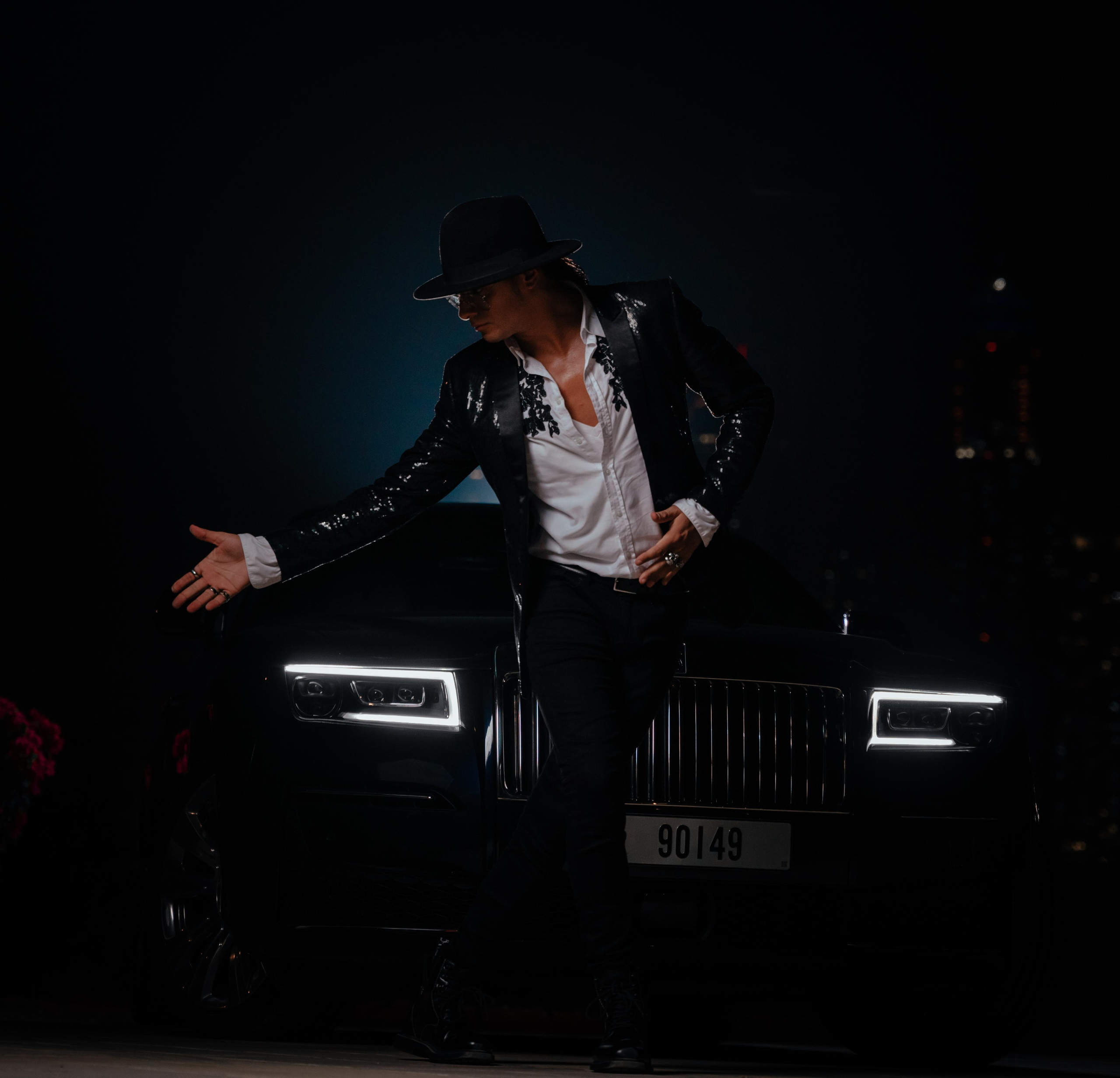 Photo shoot for rent a car. Photographer in Dubai Dmitry Gromov