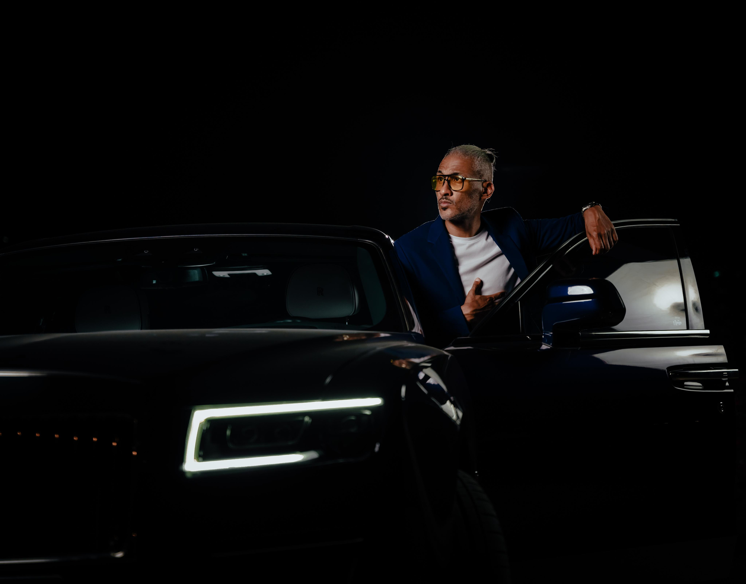 Photo shoot for rent a car. Photographer in Dubai Dmitry Gromov