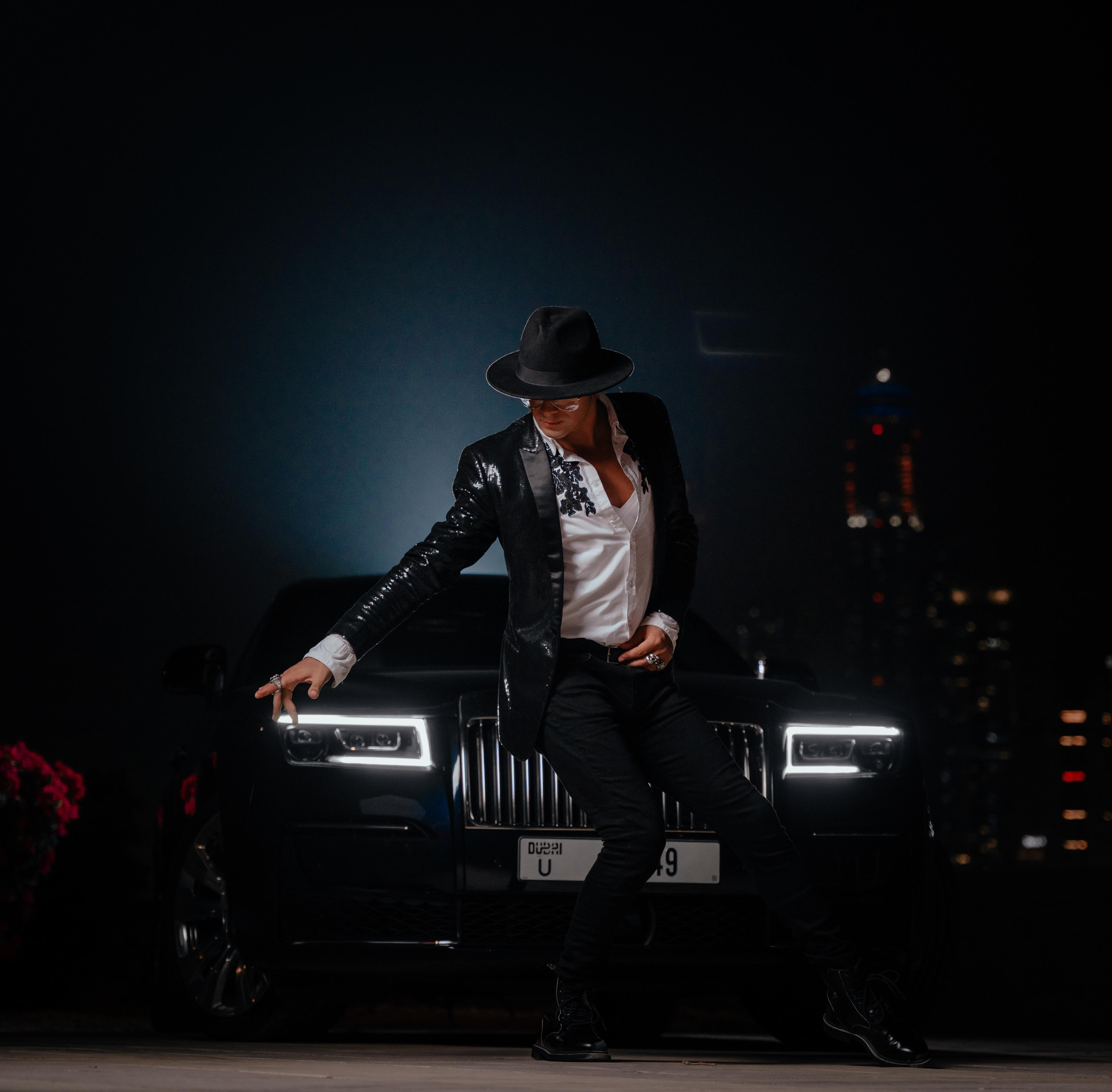 Photo shoot for rent a car. Photographer in Dubai Dmitry Gromov