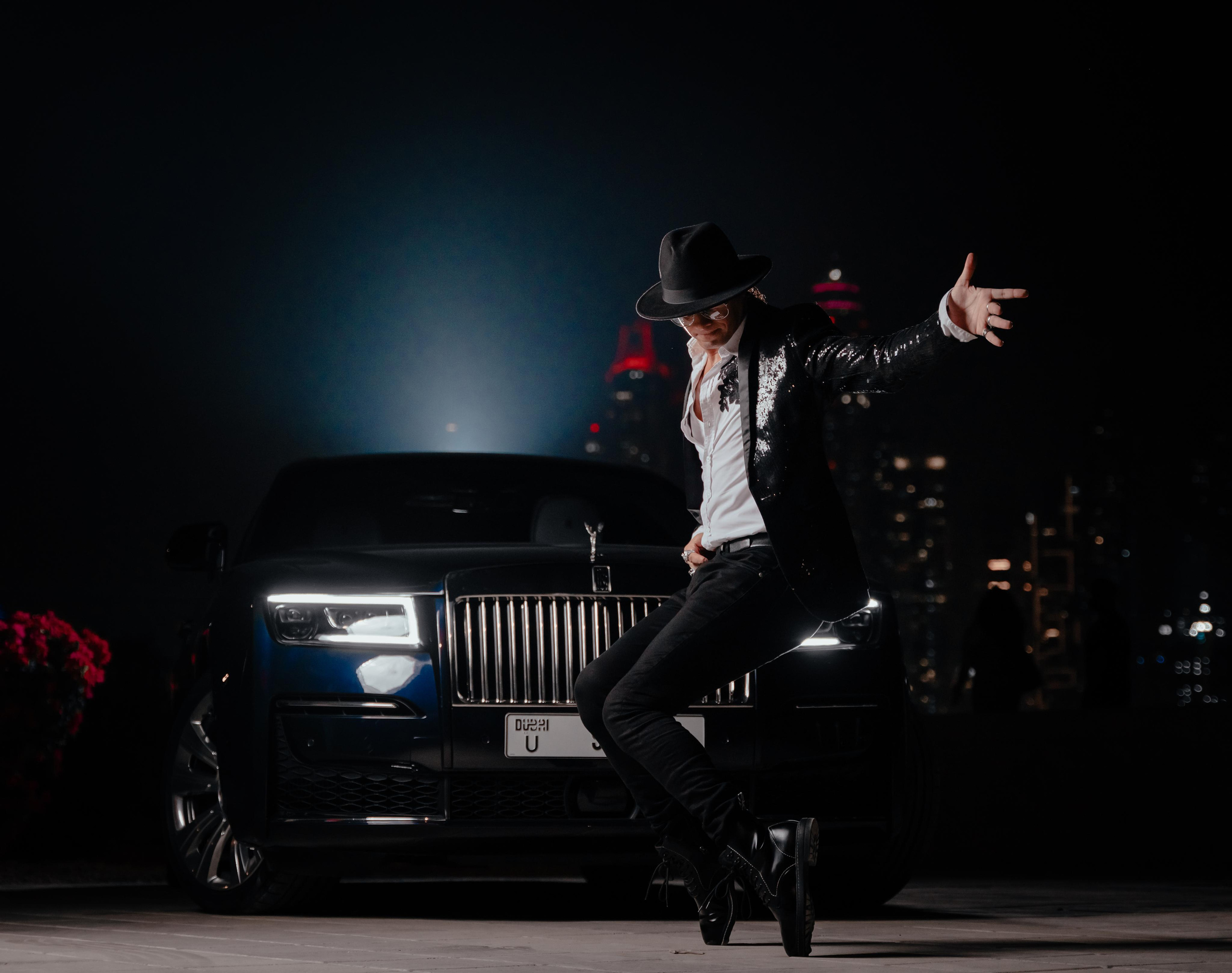 Photo shoot for rent a car. Photographer in Dubai Dmitry Gromov