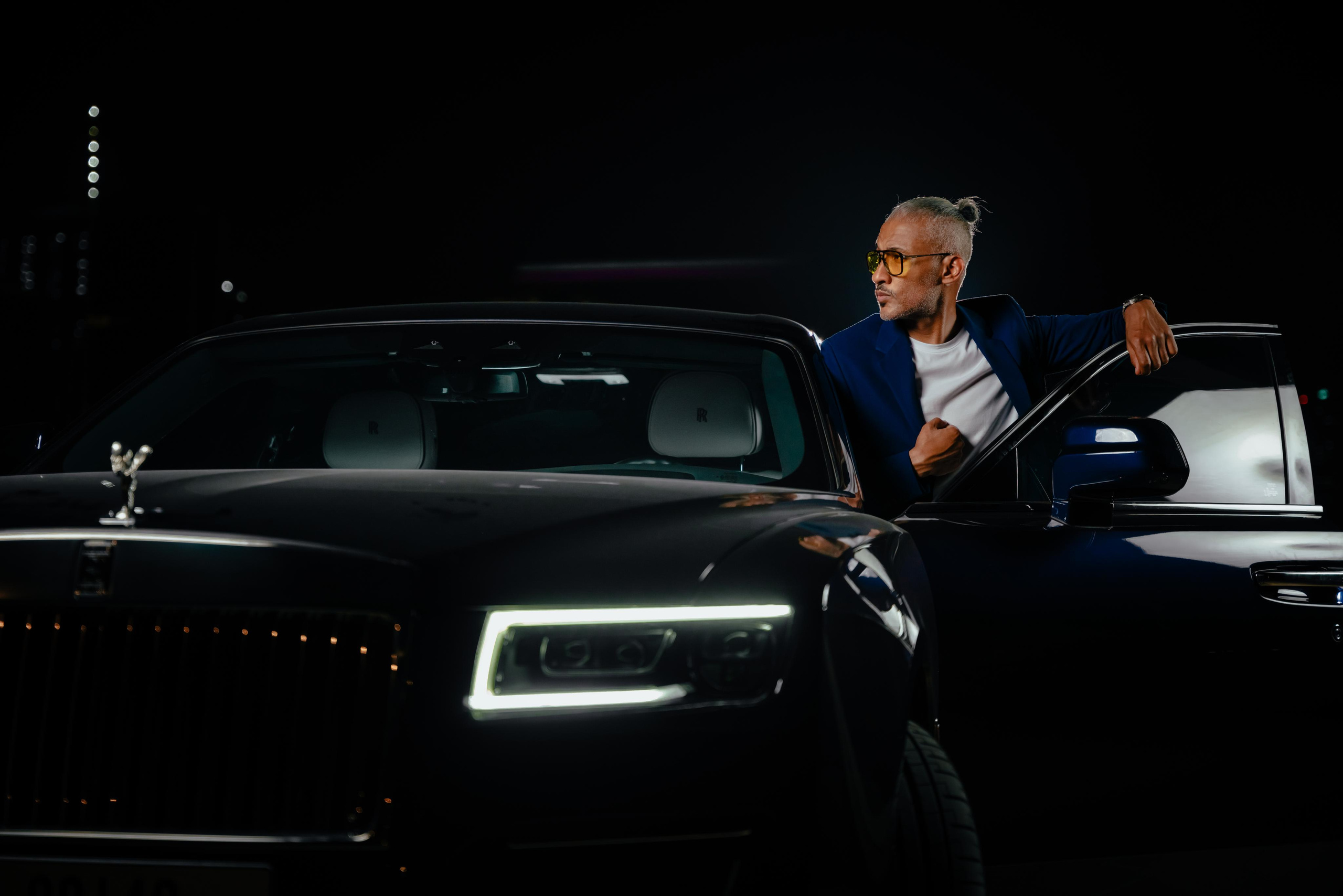 Photo shoot for rent a car. Photographer in Dubai Dmitry Gromov