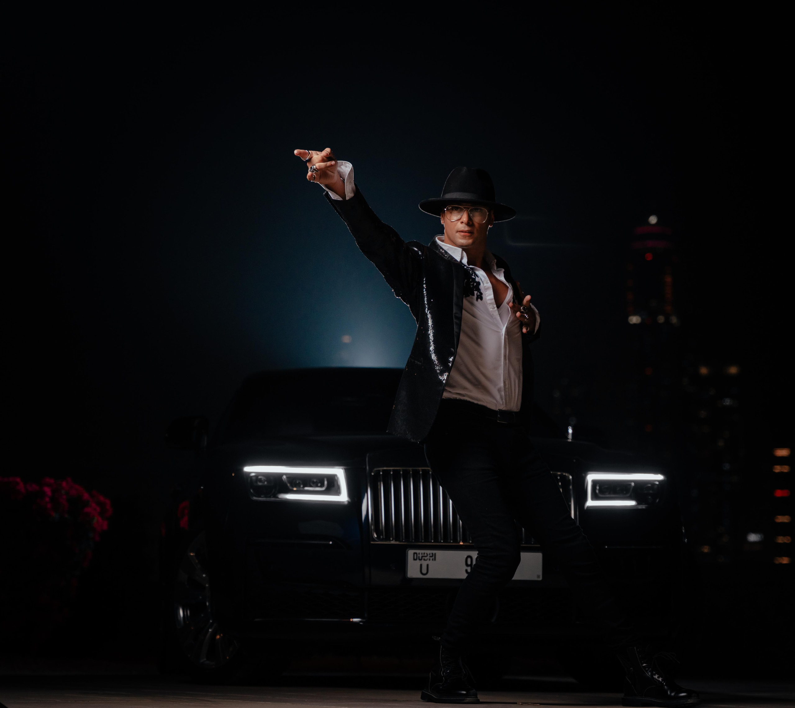 Photo shoot for rent a car. Photographer in Dubai Dmitry Gromov