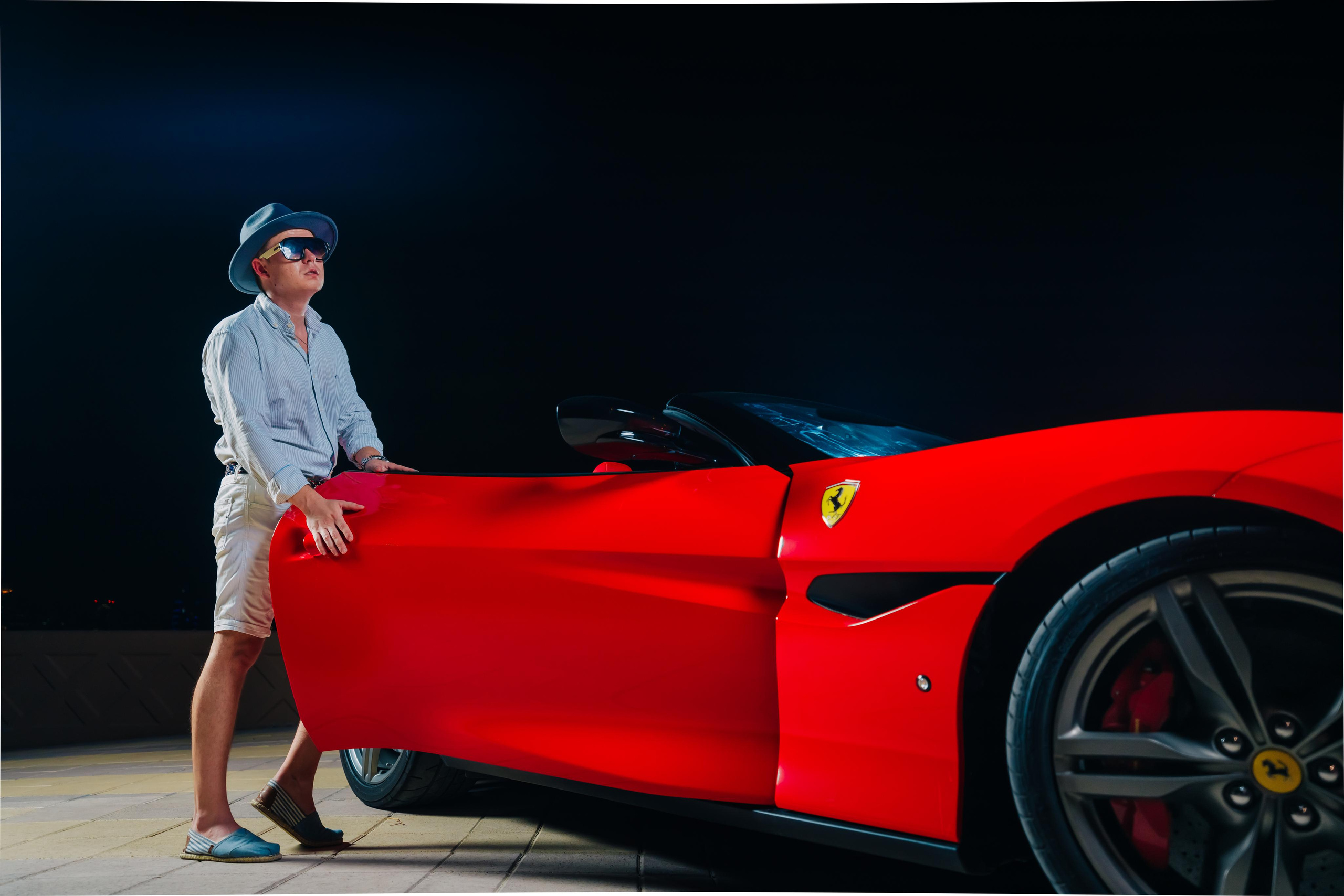 Photo shoot for rent a car. Photographer in Dubai Dmitry Gromov