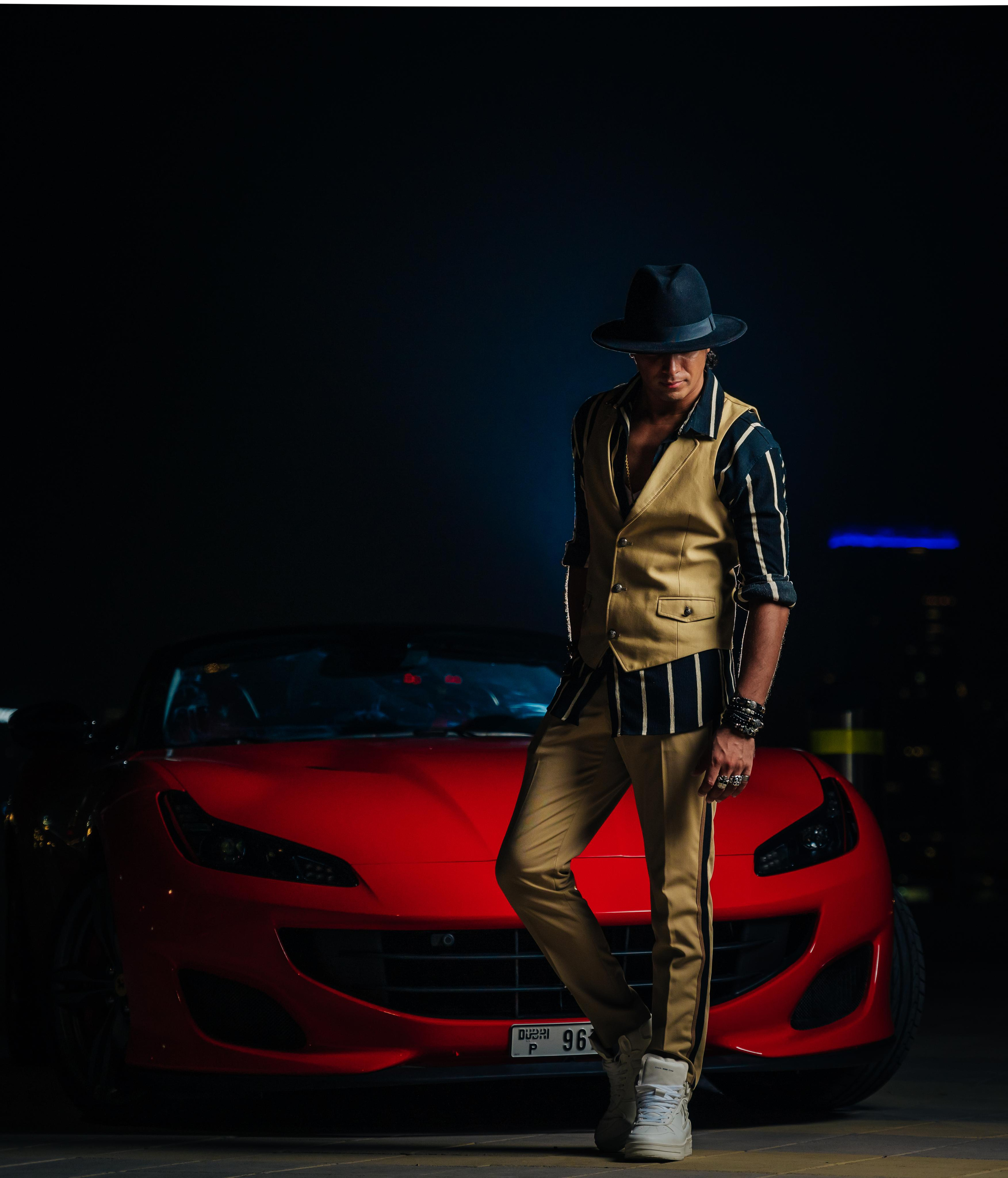 Photo shoot for rent a car. Photographer in Dubai Dmitry Gromov